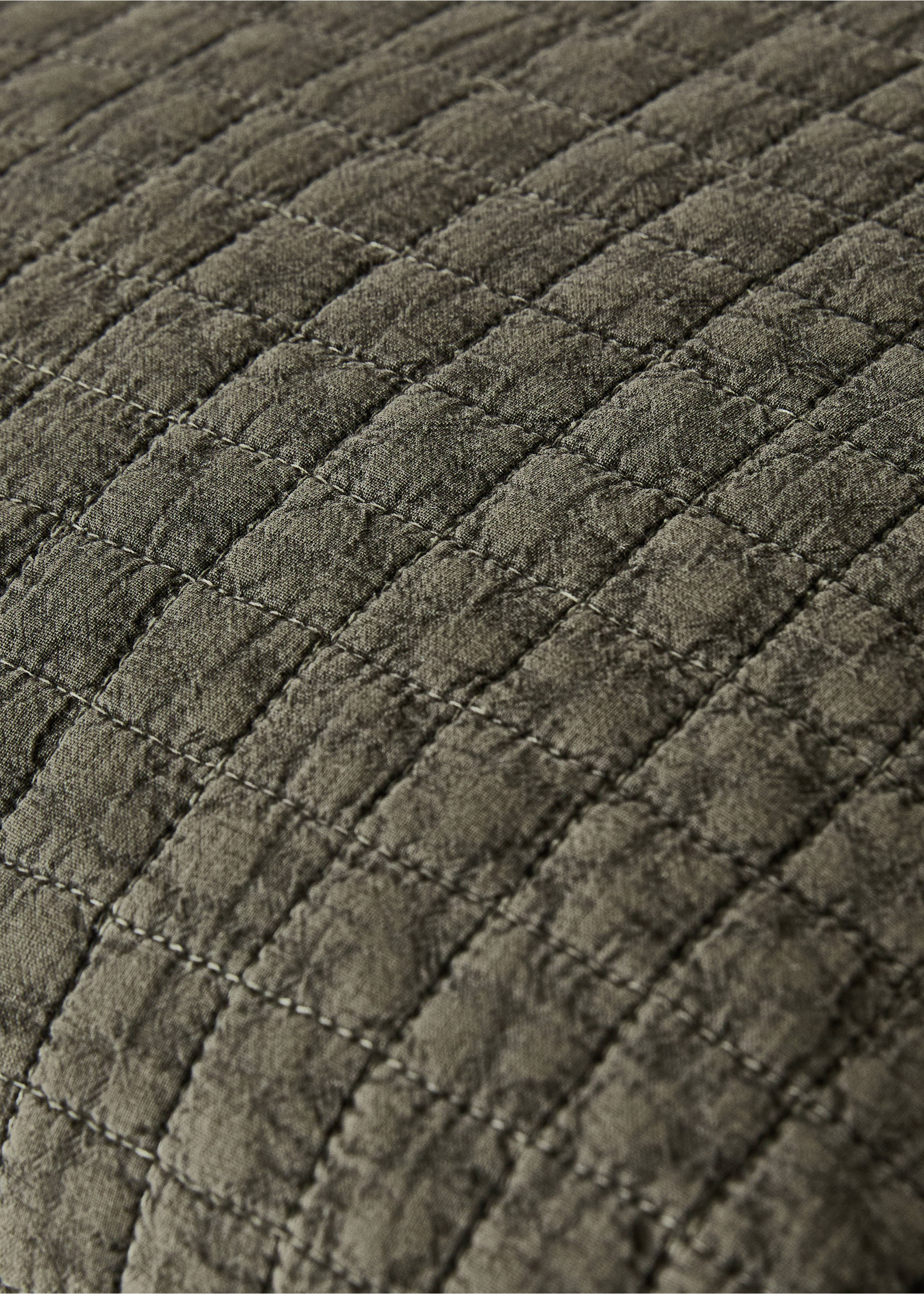 Capa de almofada decorativa de cama de algodão garment dyed 50x50 cm - Pormenor do artigo 3, Verde-azeitona. Ref: 17053808-00.