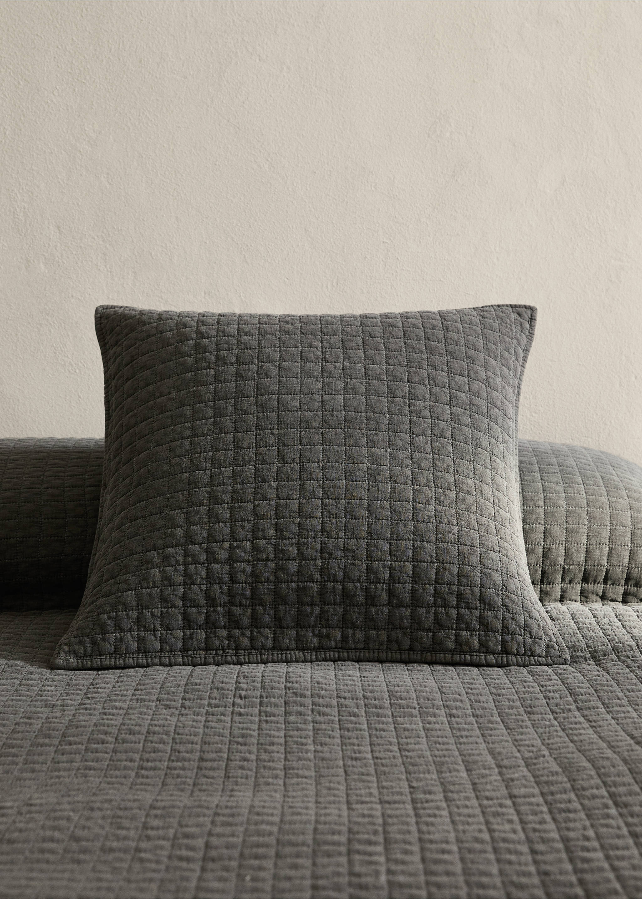 Kopfkissenbezug aus Baumwolle, stückgefärbt, 50 x 50 cm - Allgemeine Ansicht, Rotbraun. Ref: 17053808-00.