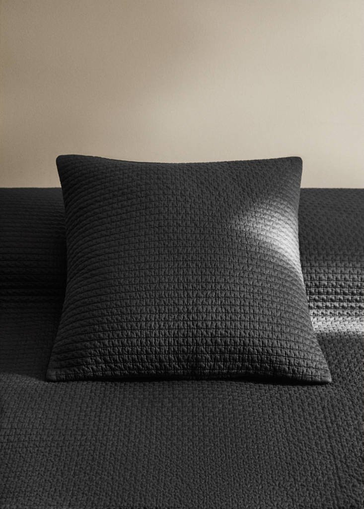 Satin cushion cover — Grey