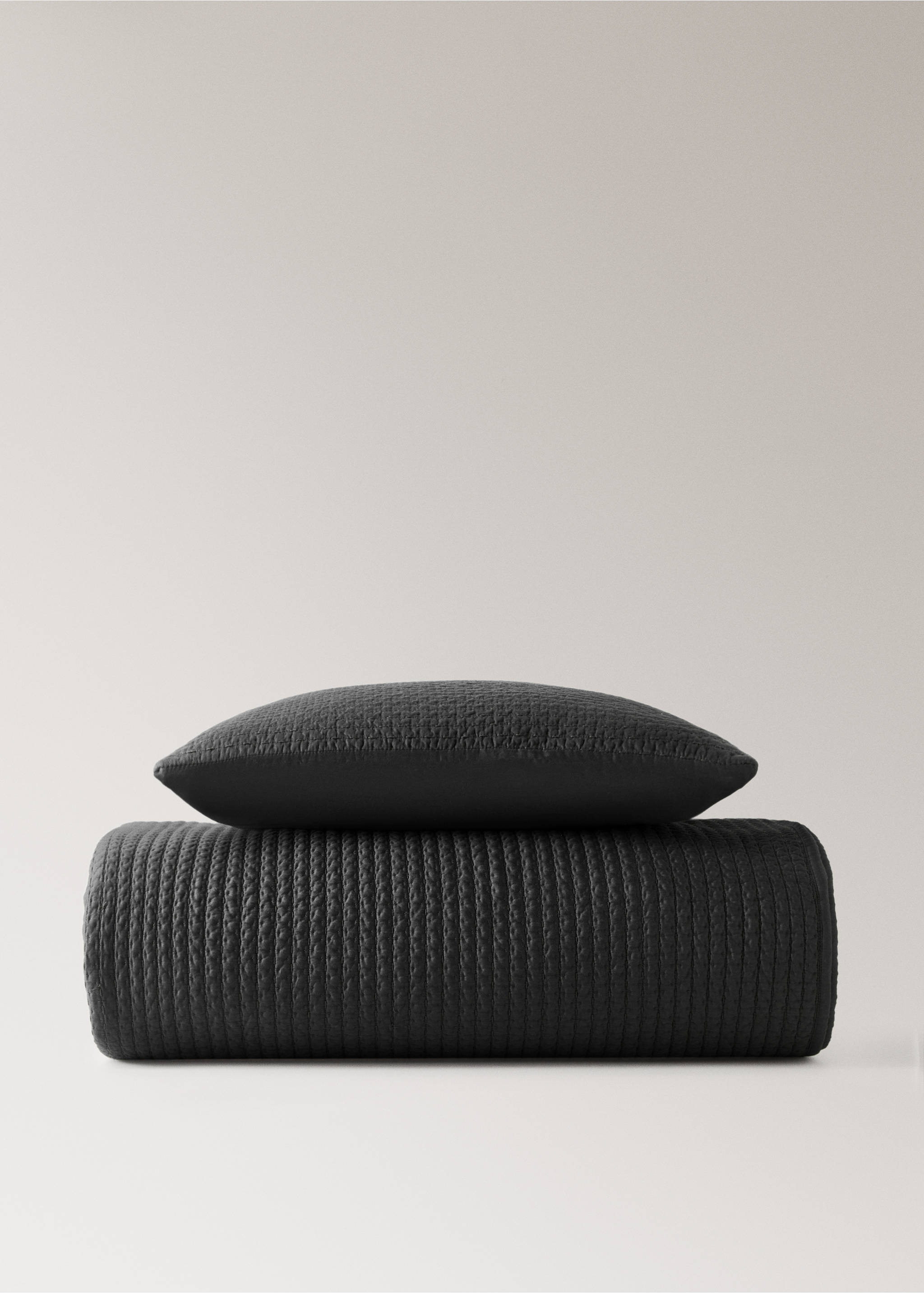 Satin cushion cover - Details of the article 5, Grey. Ref: 17053809-00.