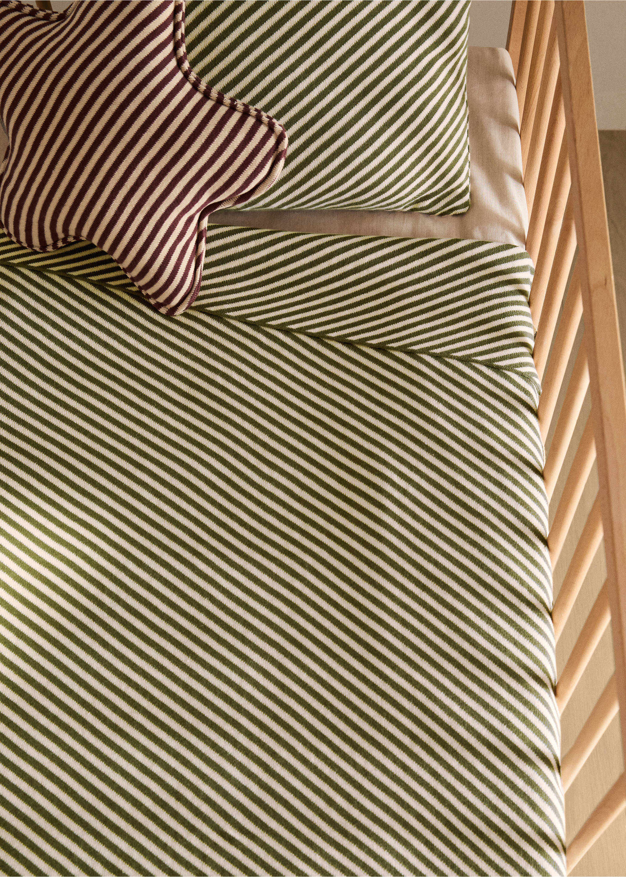 Cotton two-tone children’s blanket - General plane, Ink Blue. Ref: 17053822-00.