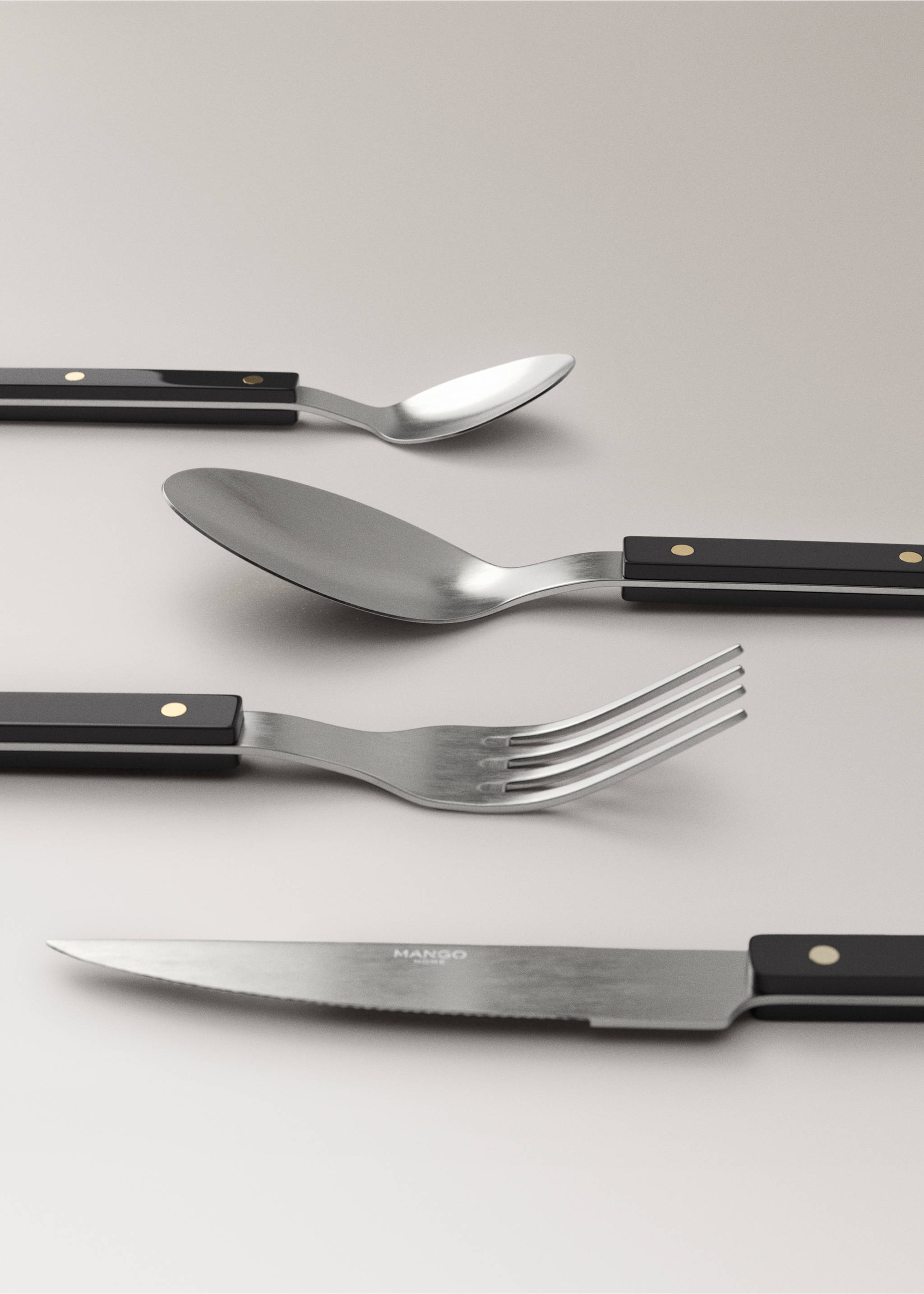 4-piece stainless steel cutlery set with resin handle - Details of the article 3, Black. Ref: 17053826-00.