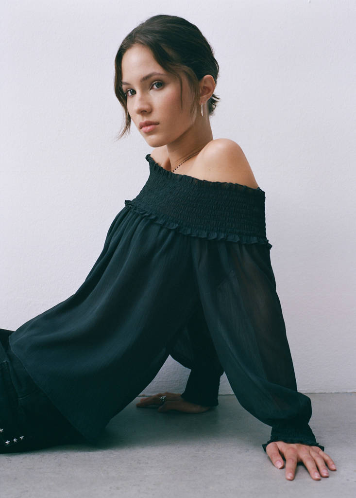 Strapless blouse with ruffled panel — Charcoal