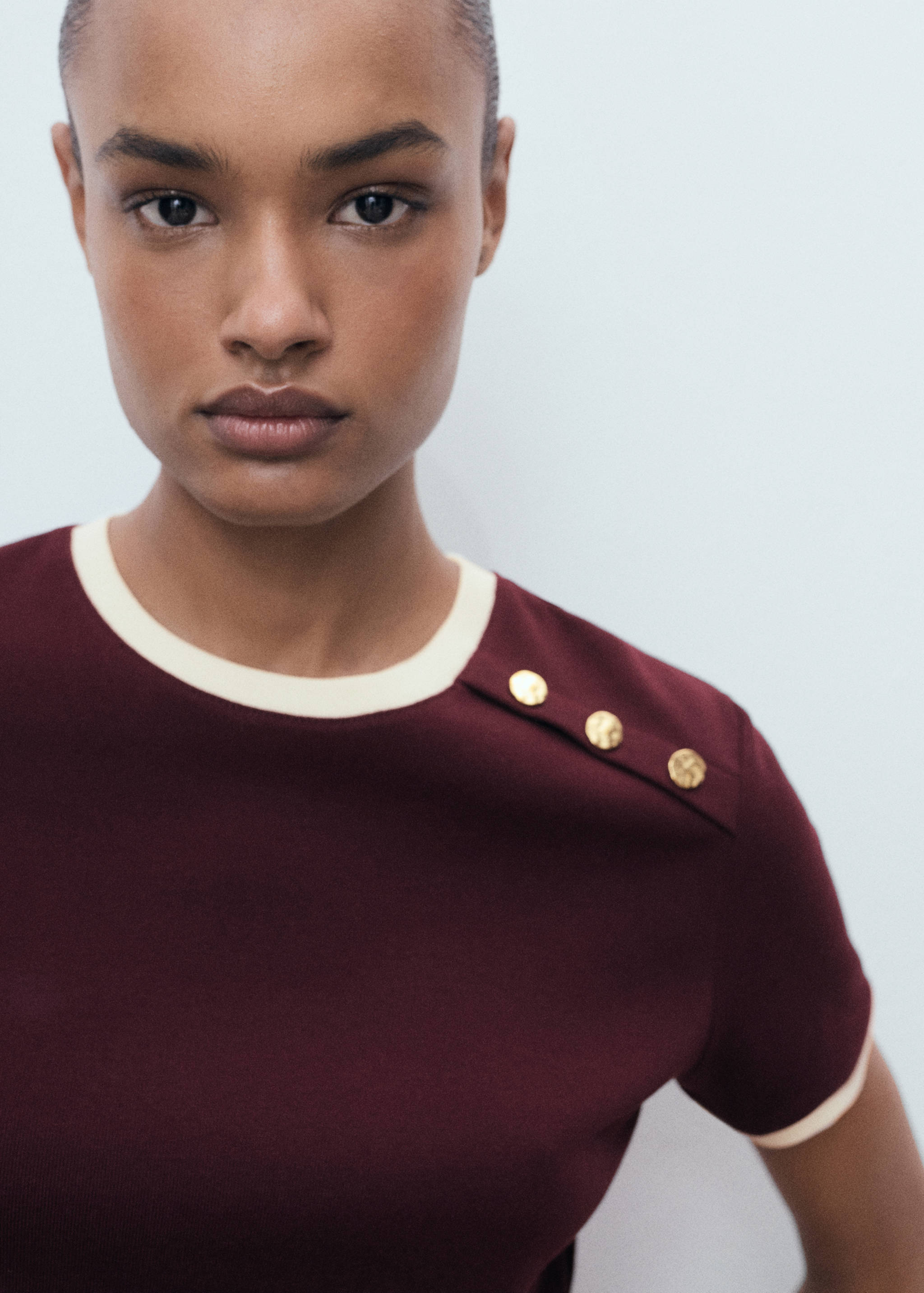 T-shirt algodão botões - Pormenor do artigo 1