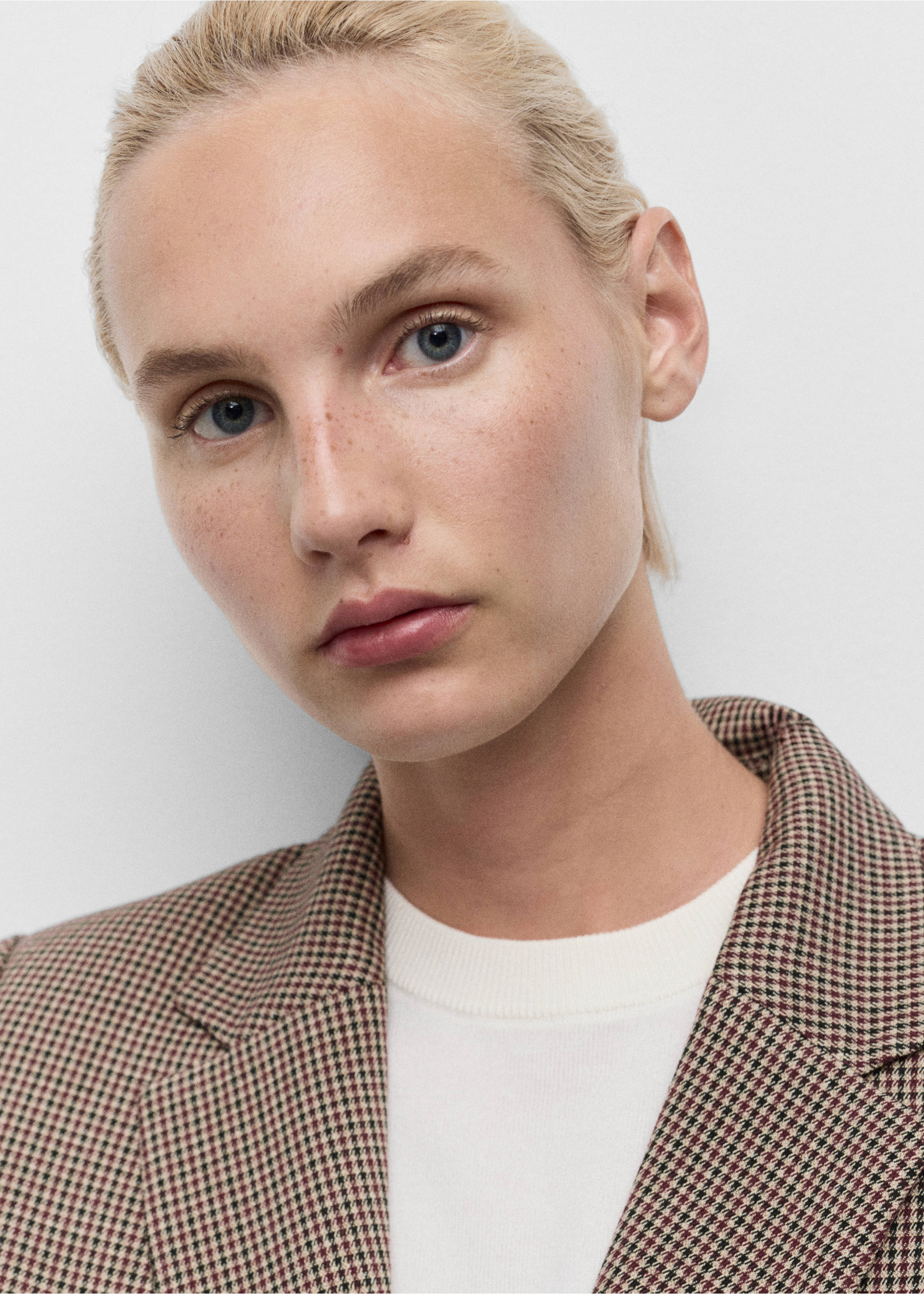 Blazer croisé micro pied-de-poule - Détail de l'article 1, Bordeaux. Ref: 17054102-00.