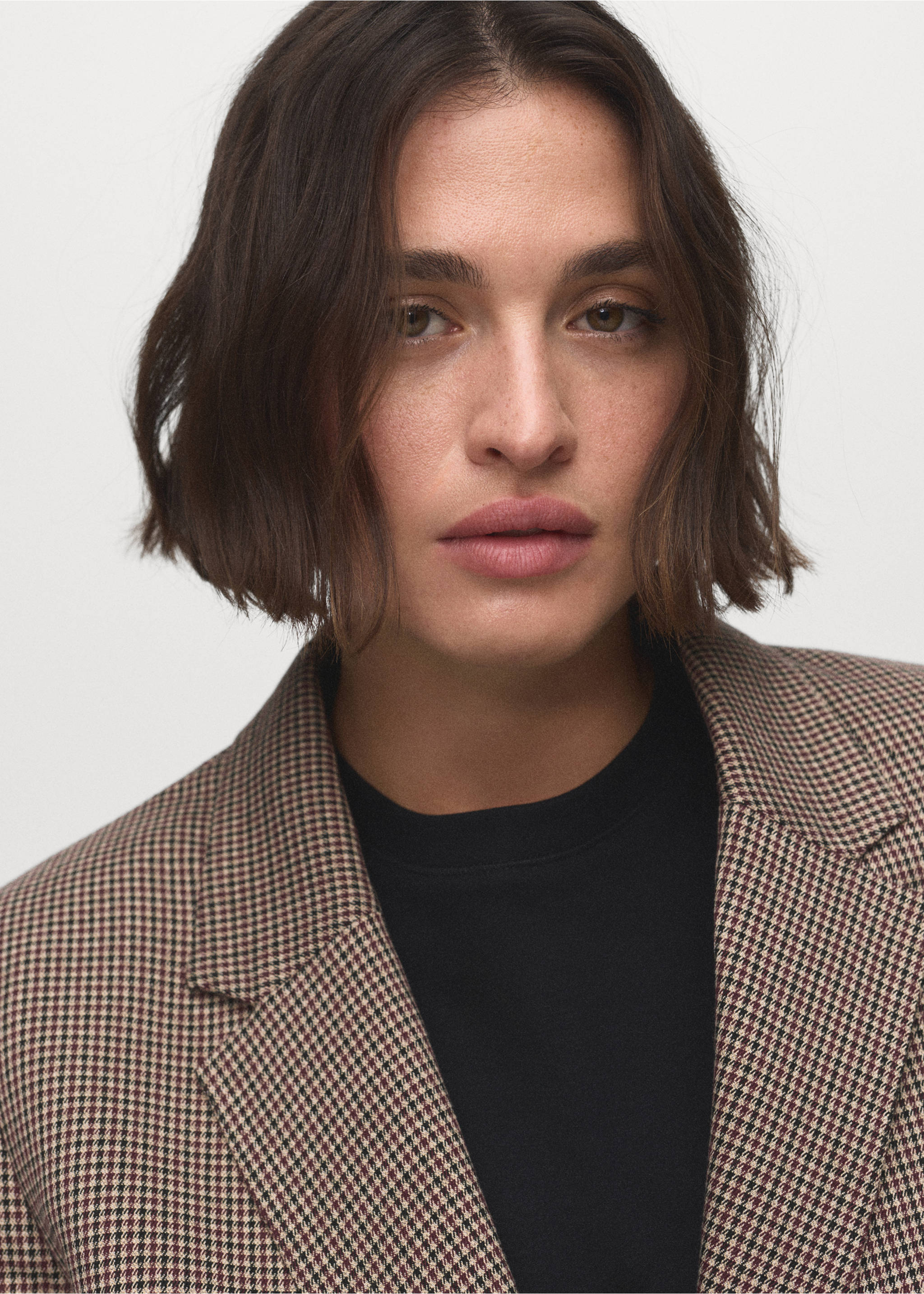 Blazer croisé micro pied-de-poule - Détail de l'article 4, Bordeaux. Ref: 17054102-00.