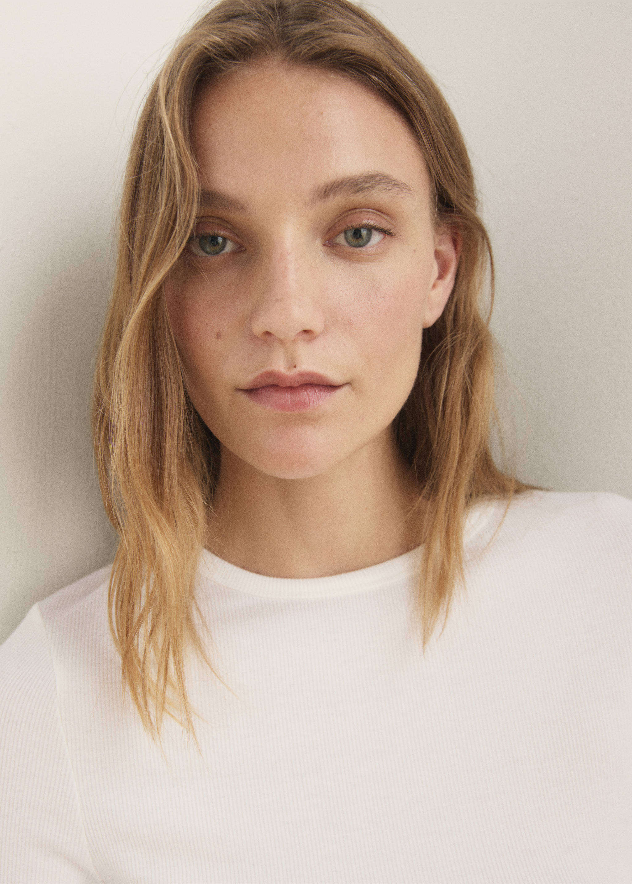 Rib-knit round-neck t-shirt - Details of the article 1