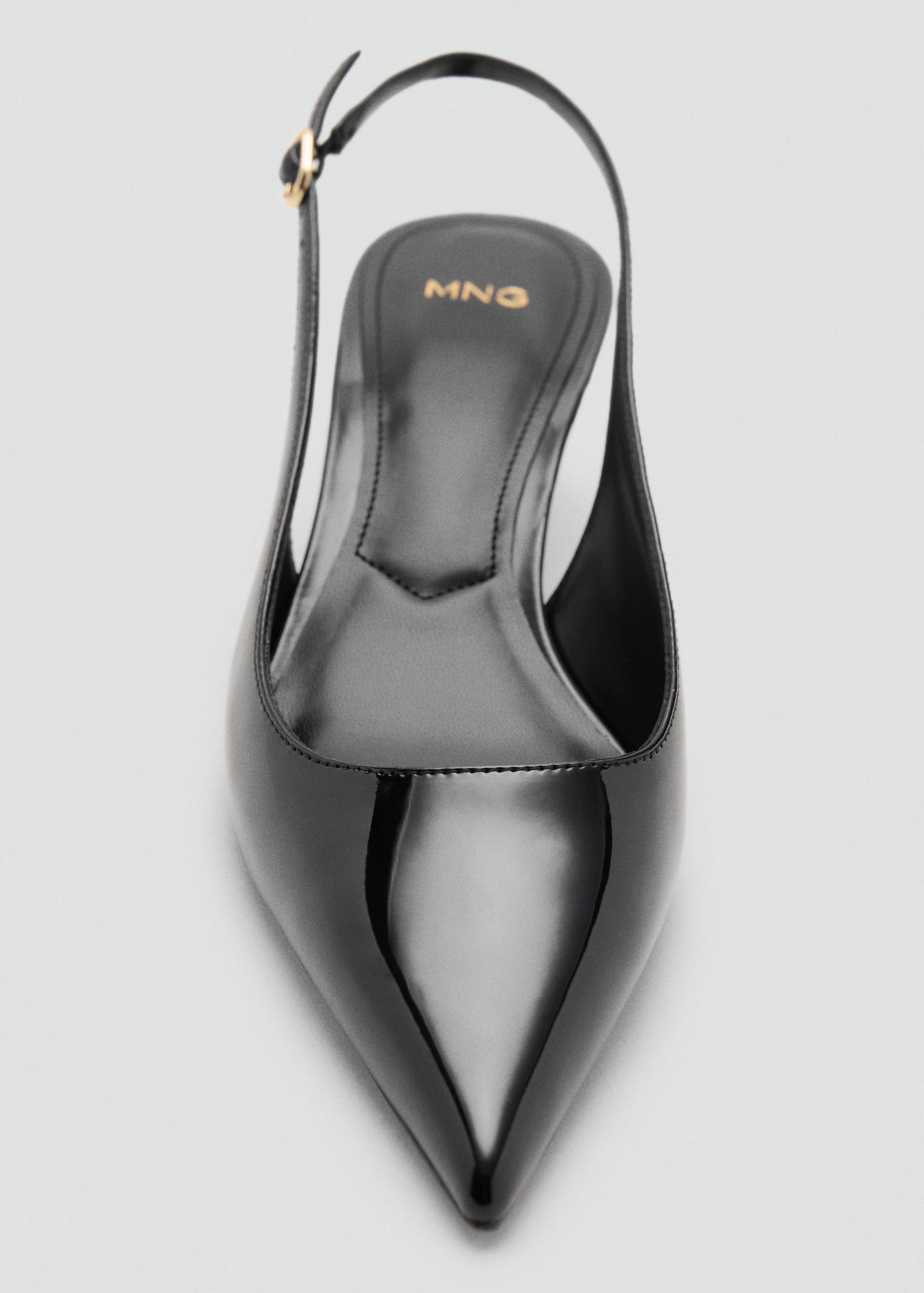 Kitten-heel patent leather shoes - Details of the article 3