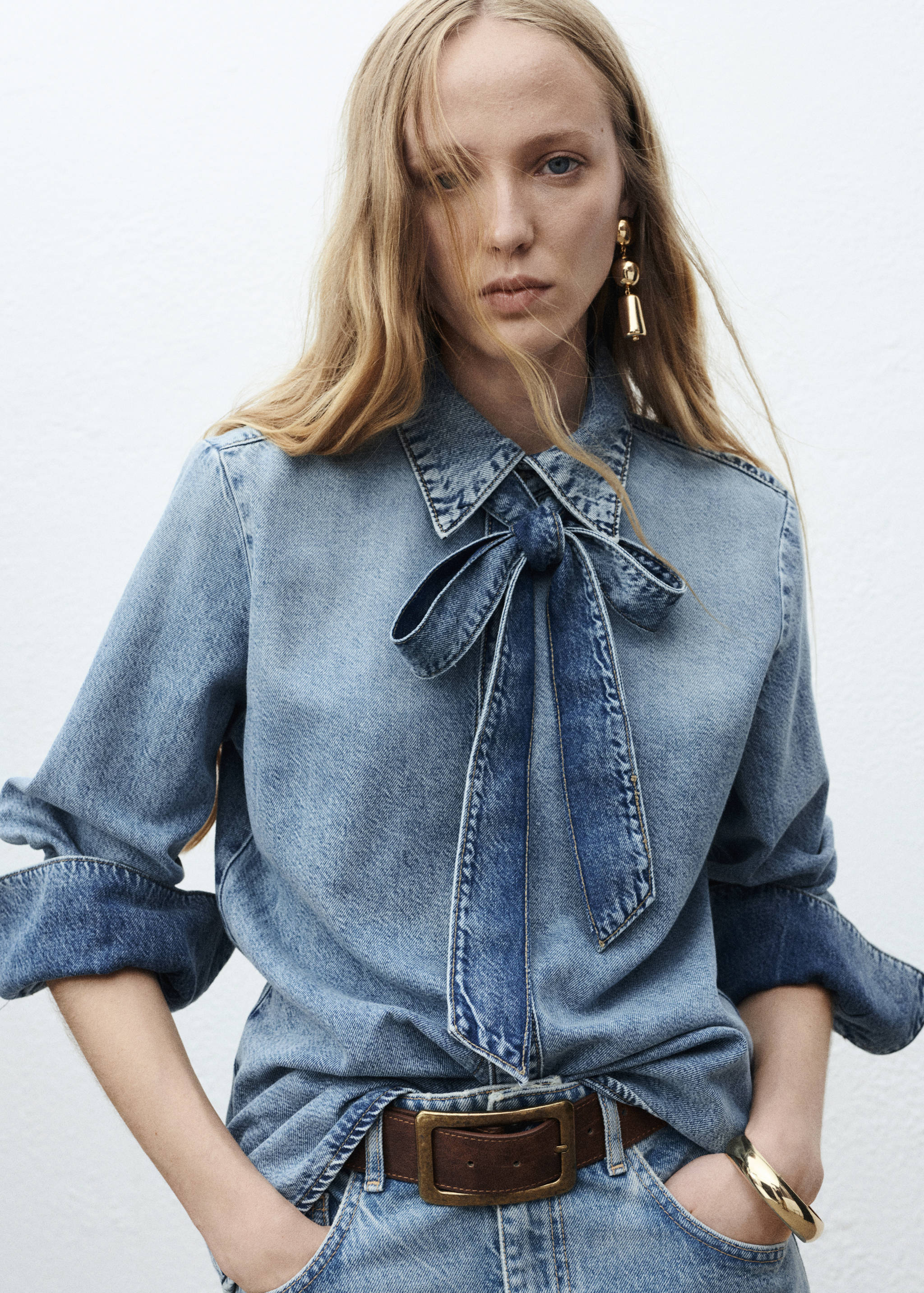 Denim shirt with bow - Medium plane