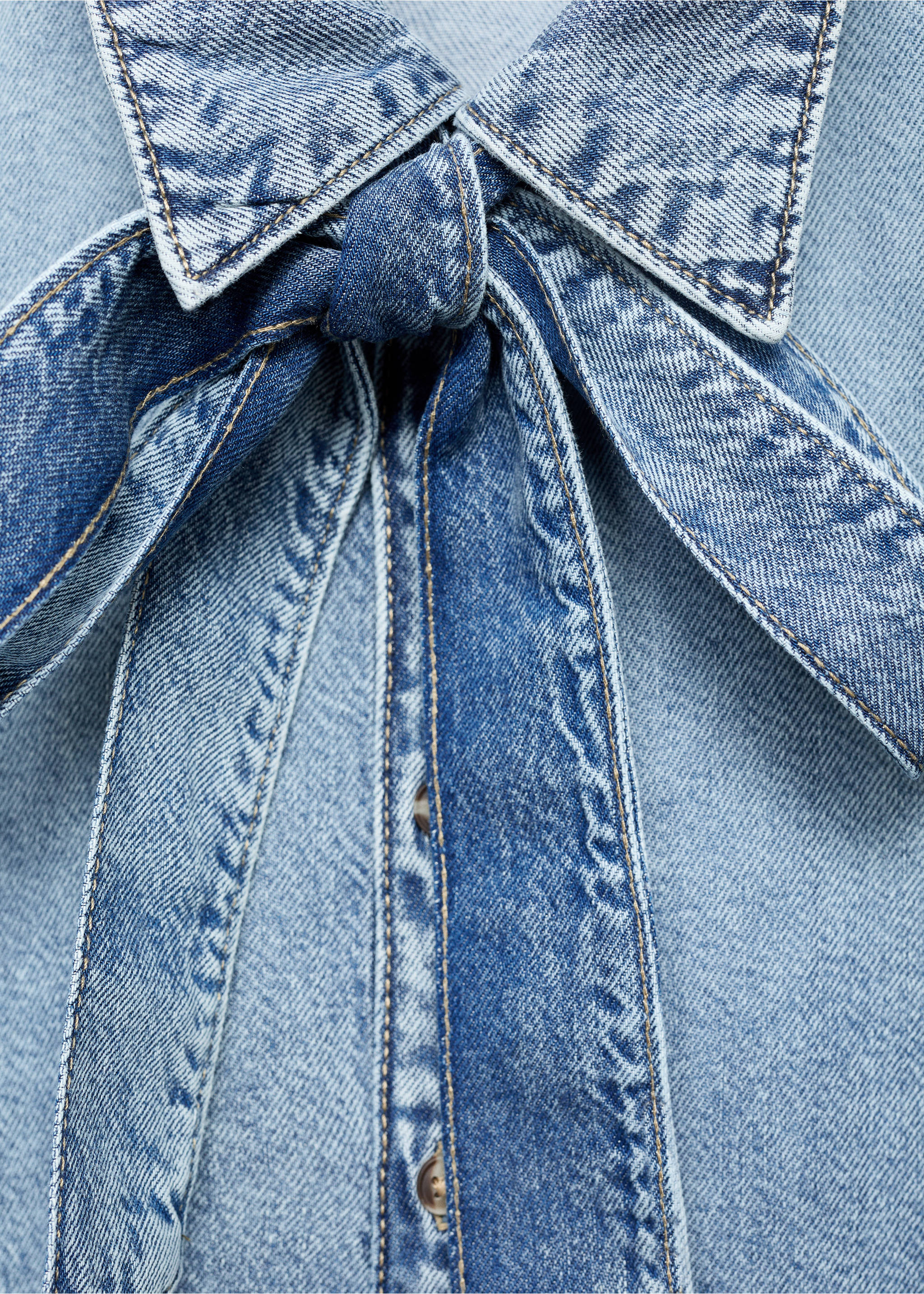 Denim shirt with bow - Details of the article 8, Medium Blue. Ref: 17054113-00.