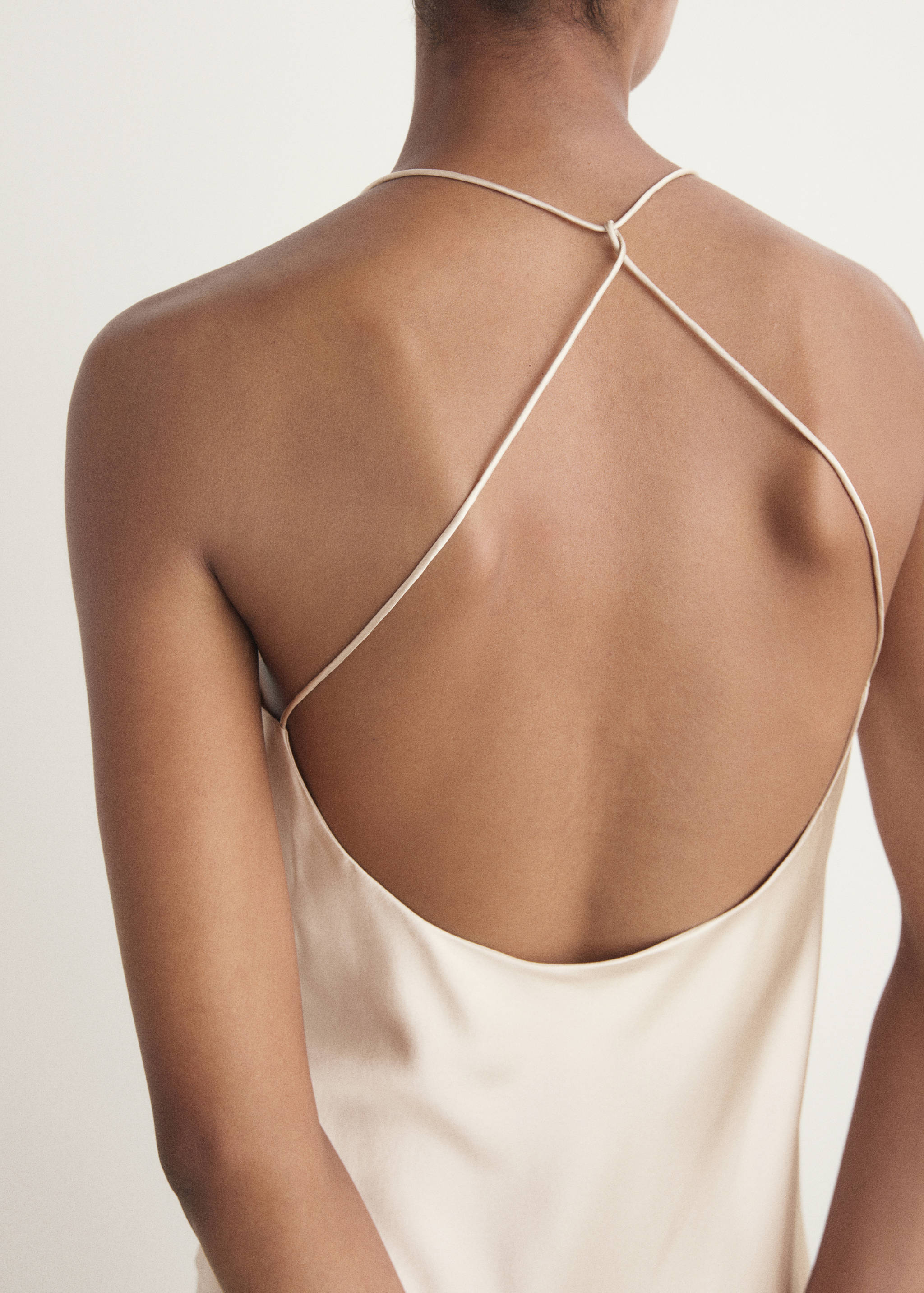 Jedwabna koszula nocna na ramiączkach - Szczegóły artykułu 6