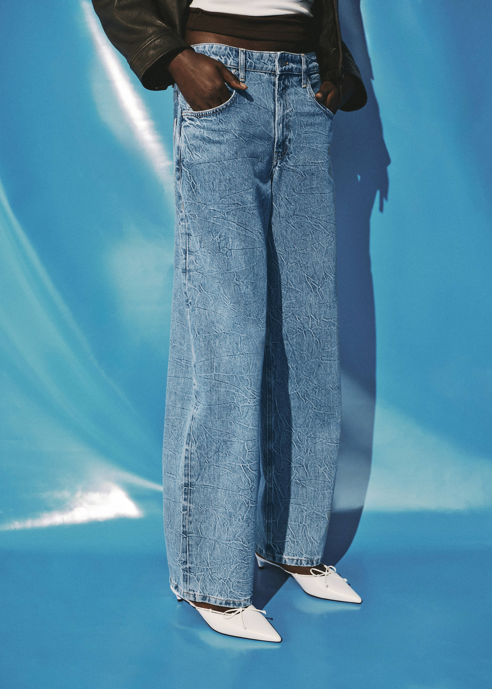 Straight-fit jeans with a creased effect - Medium plane
