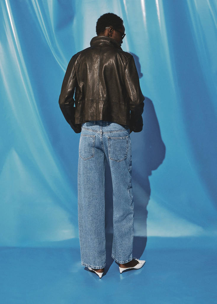 Straight-fit jeans with a creased effect — Medium Blue