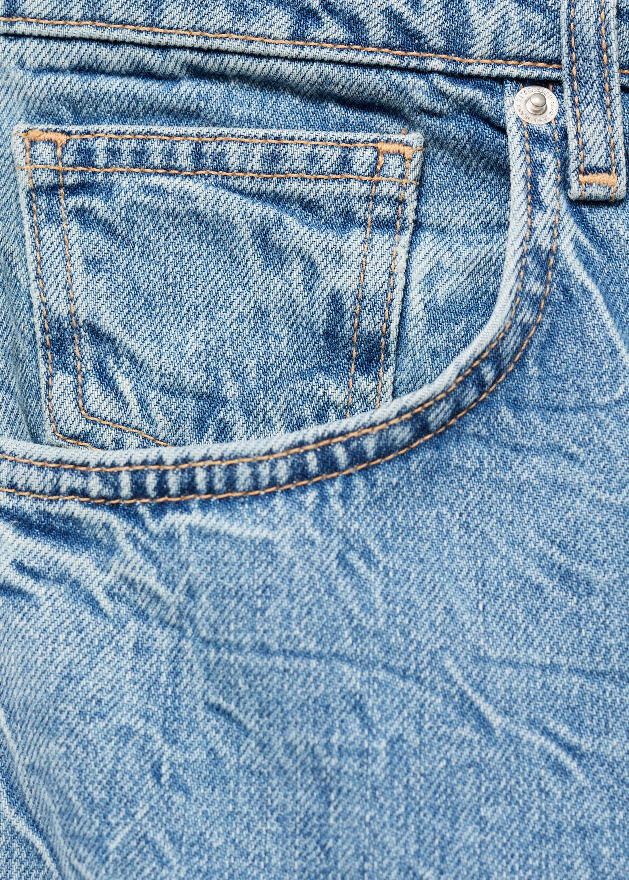 Straight-fit jeans with a creased effect - Details of the article 8