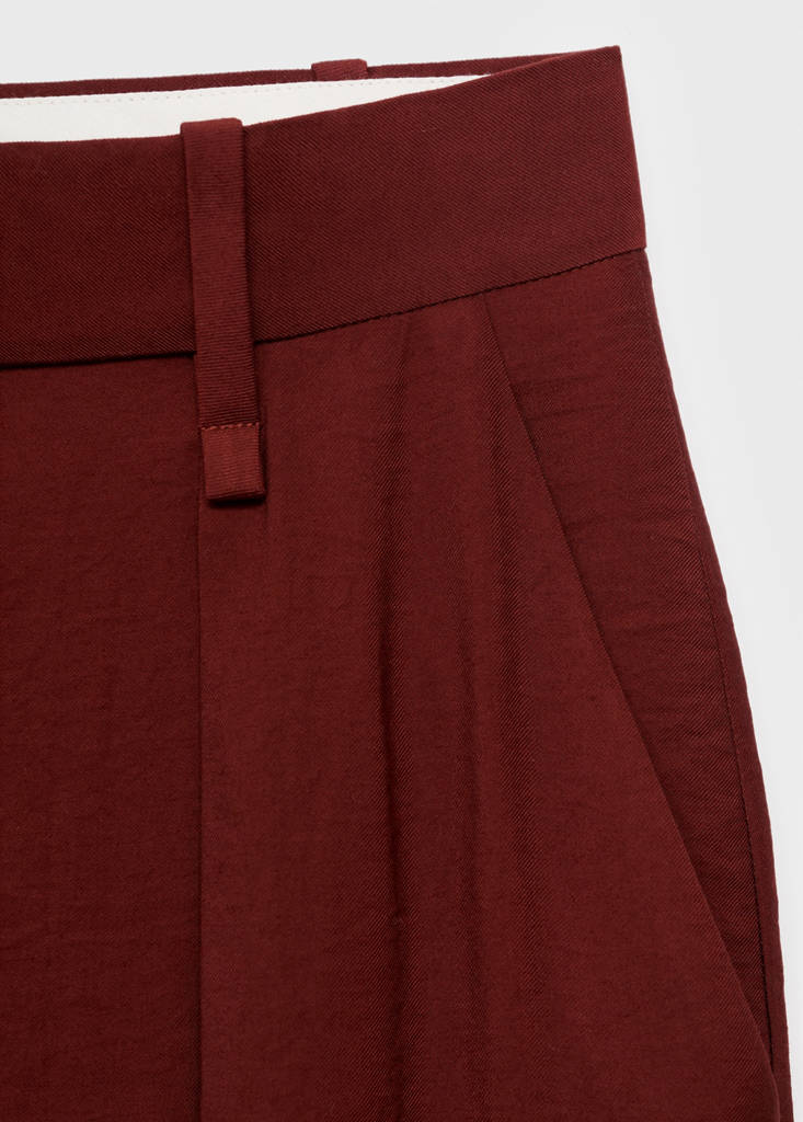 Straight-fit pleated trousers — Medium Red