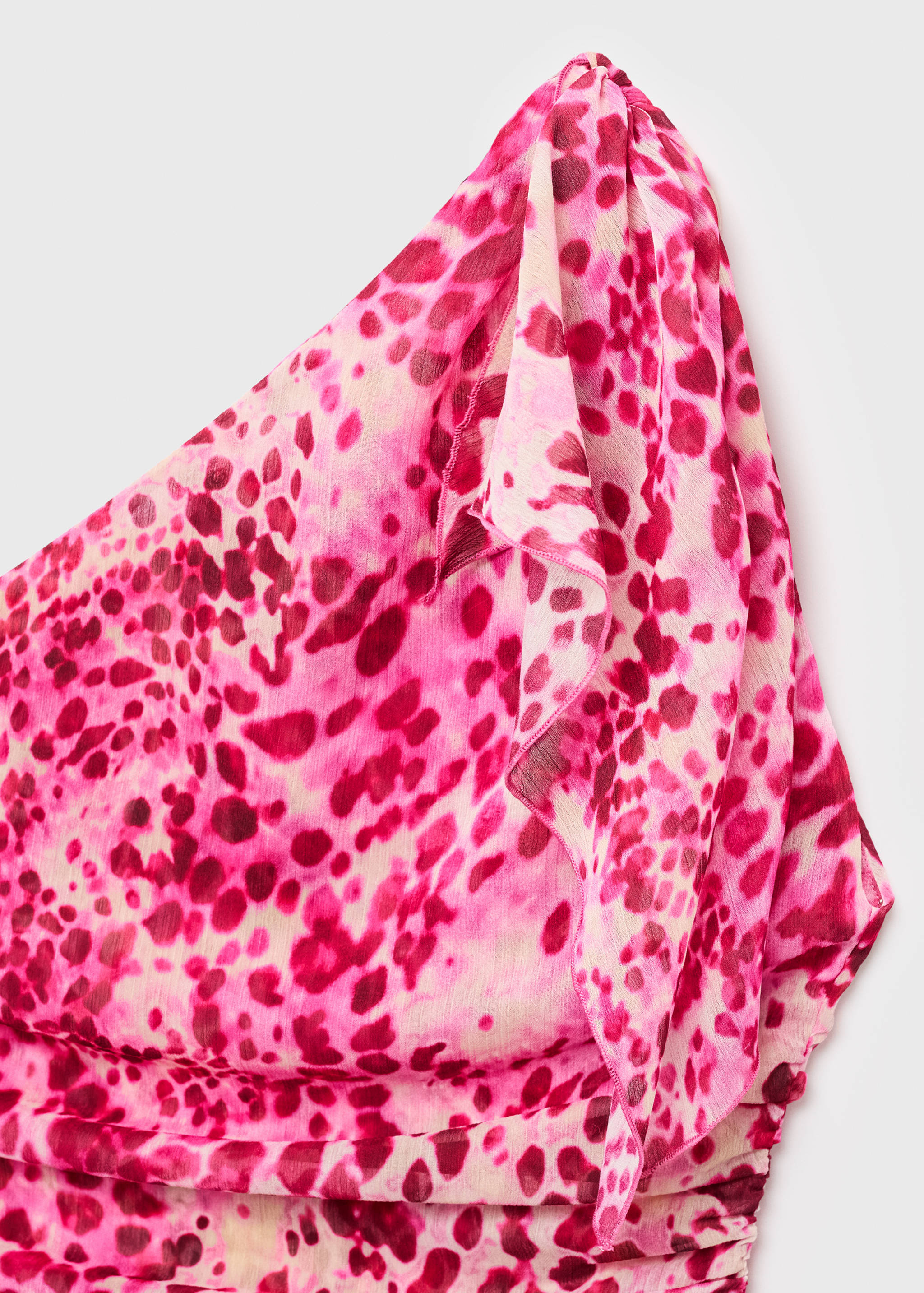 Asymmetric printed top - Details of the article 8