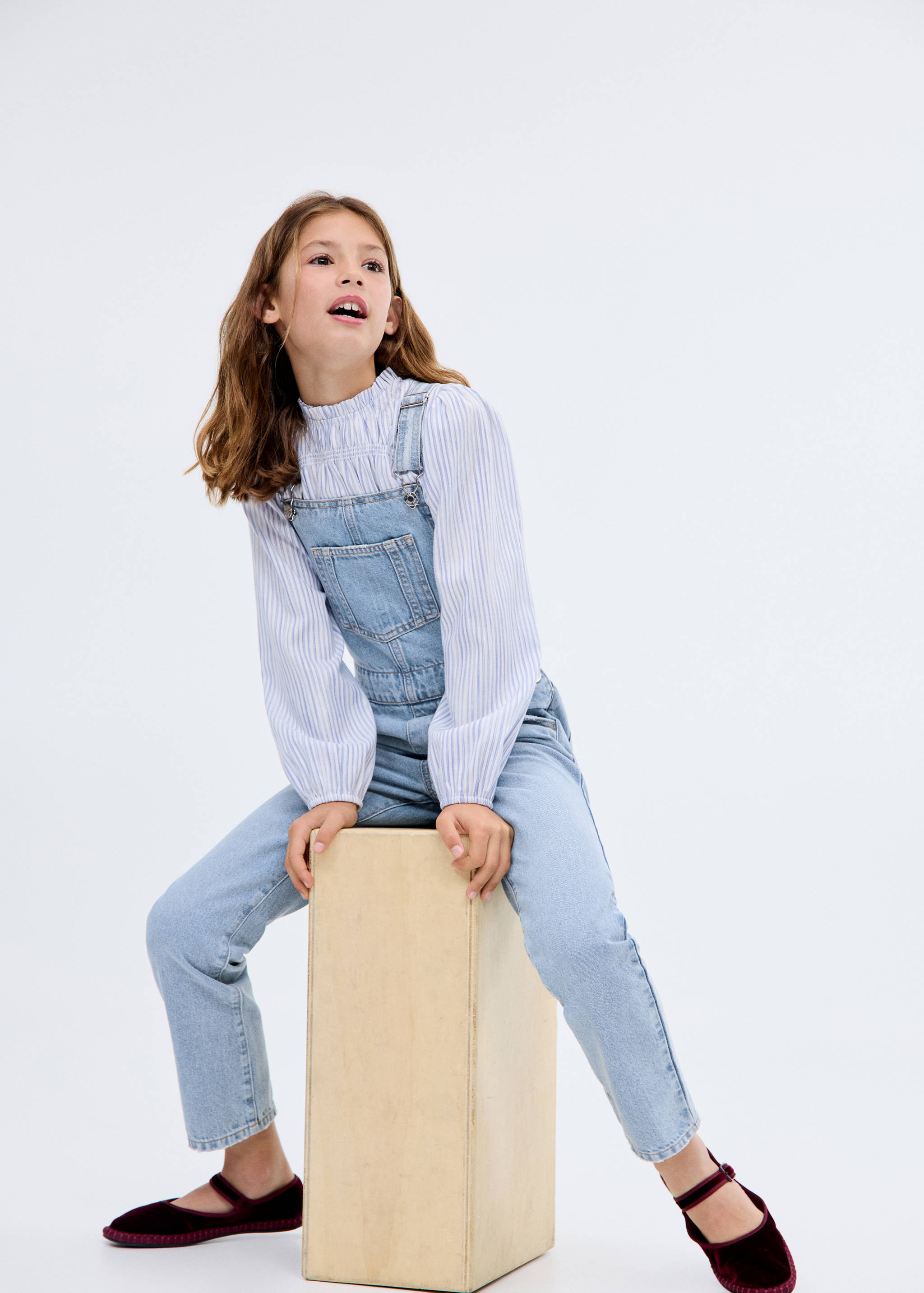 Long denim dungarees - Details of the article 1