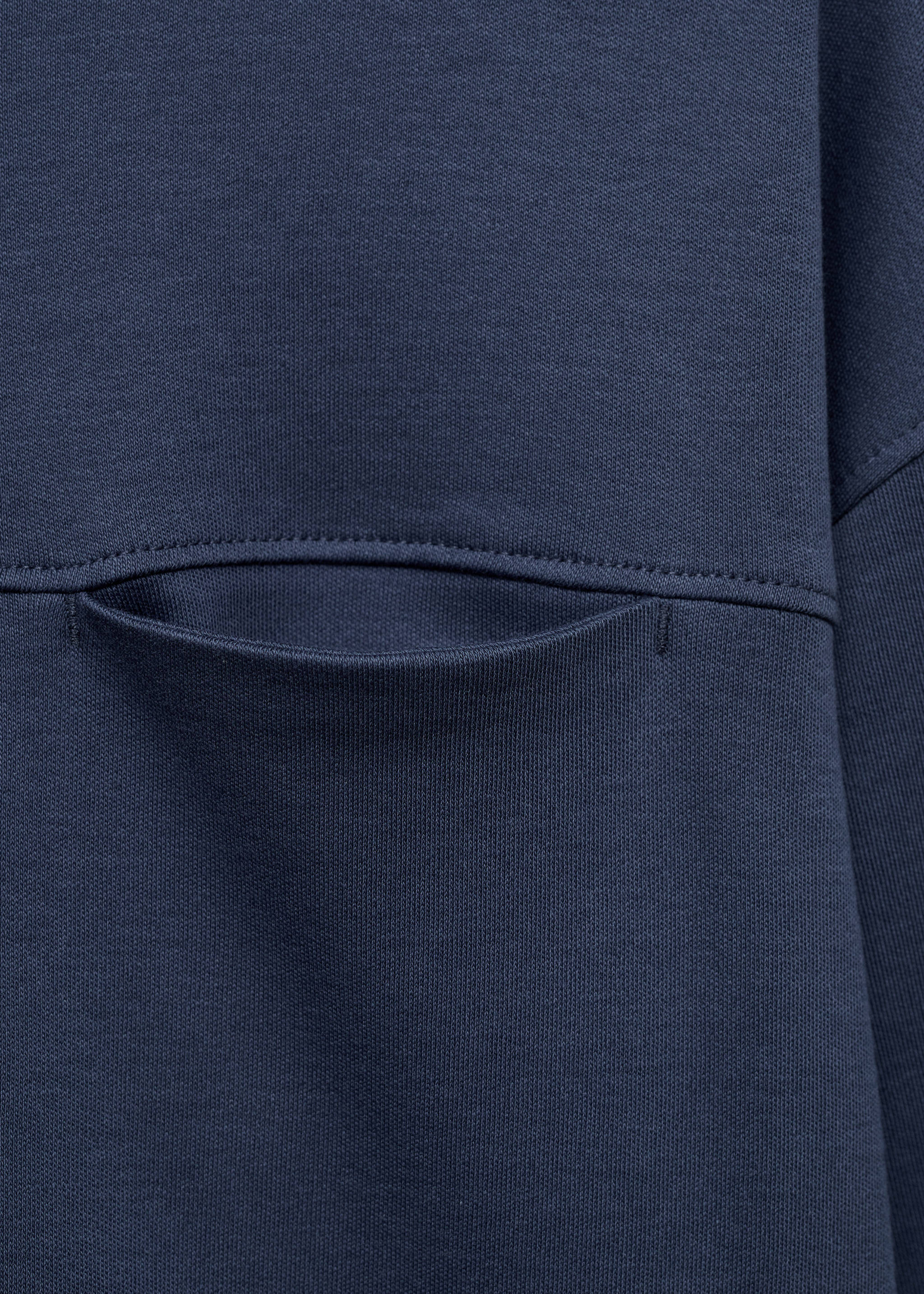 T-shirt with pocket and seam detail - Details of the article 8