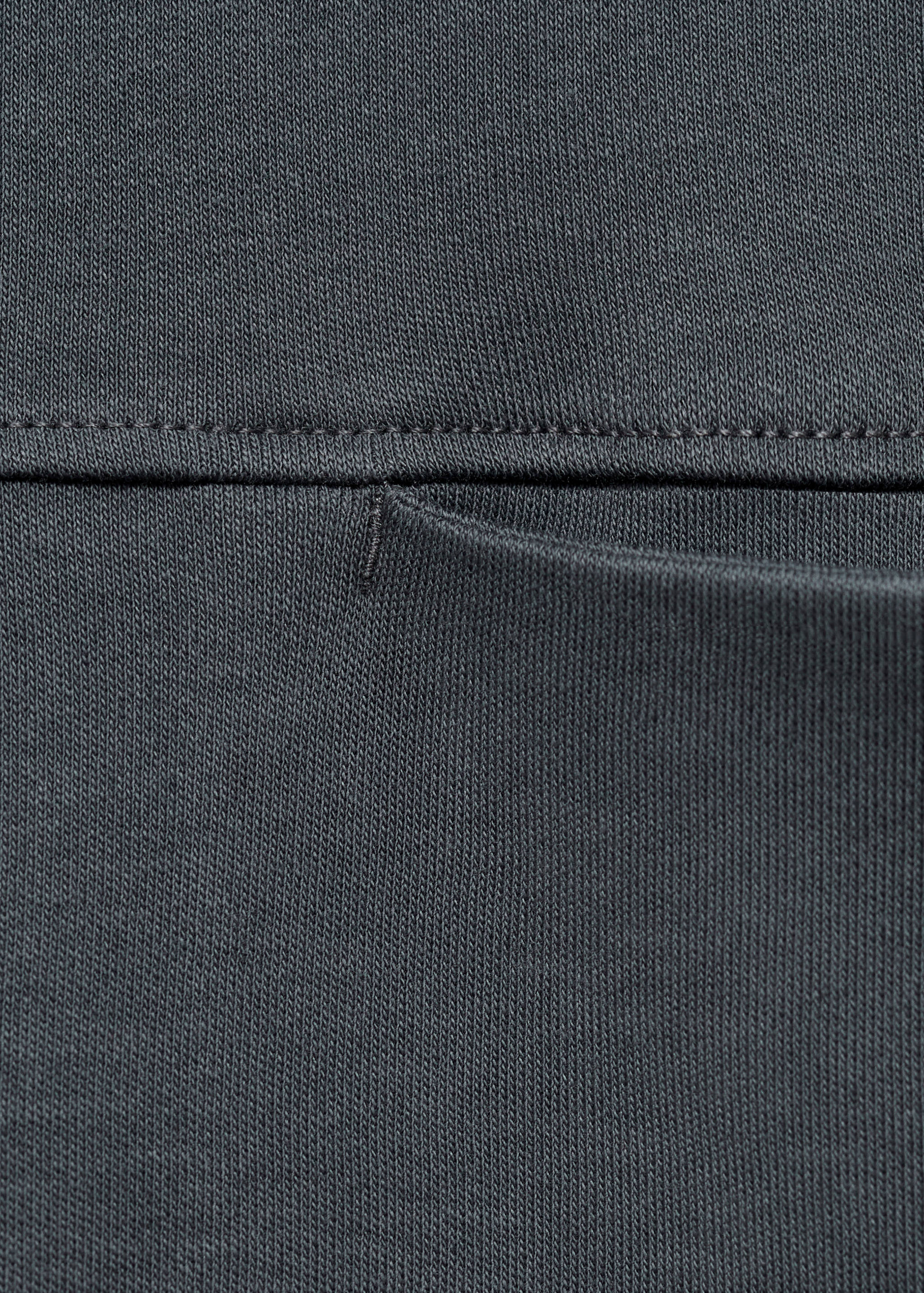 T-shirt with pocket and seam detail - Details of the article 8