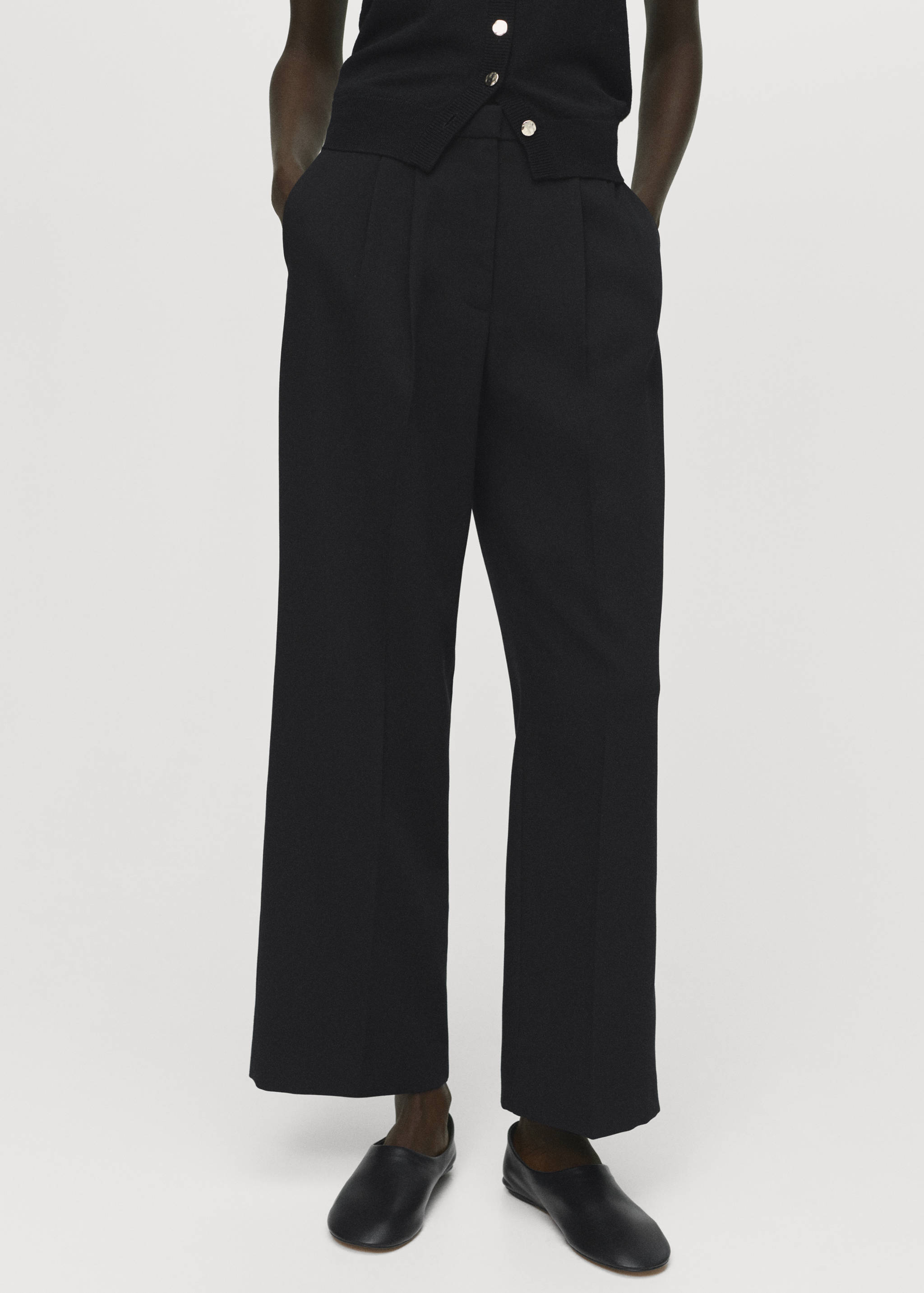 Straight-fit pleated trousers - Medium plane