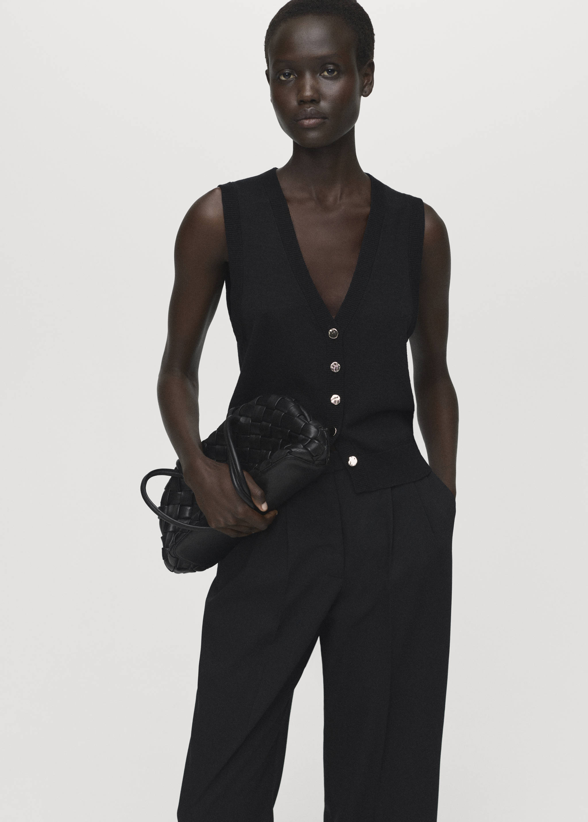 Straight-fit pleated trousers - Details of the article 1