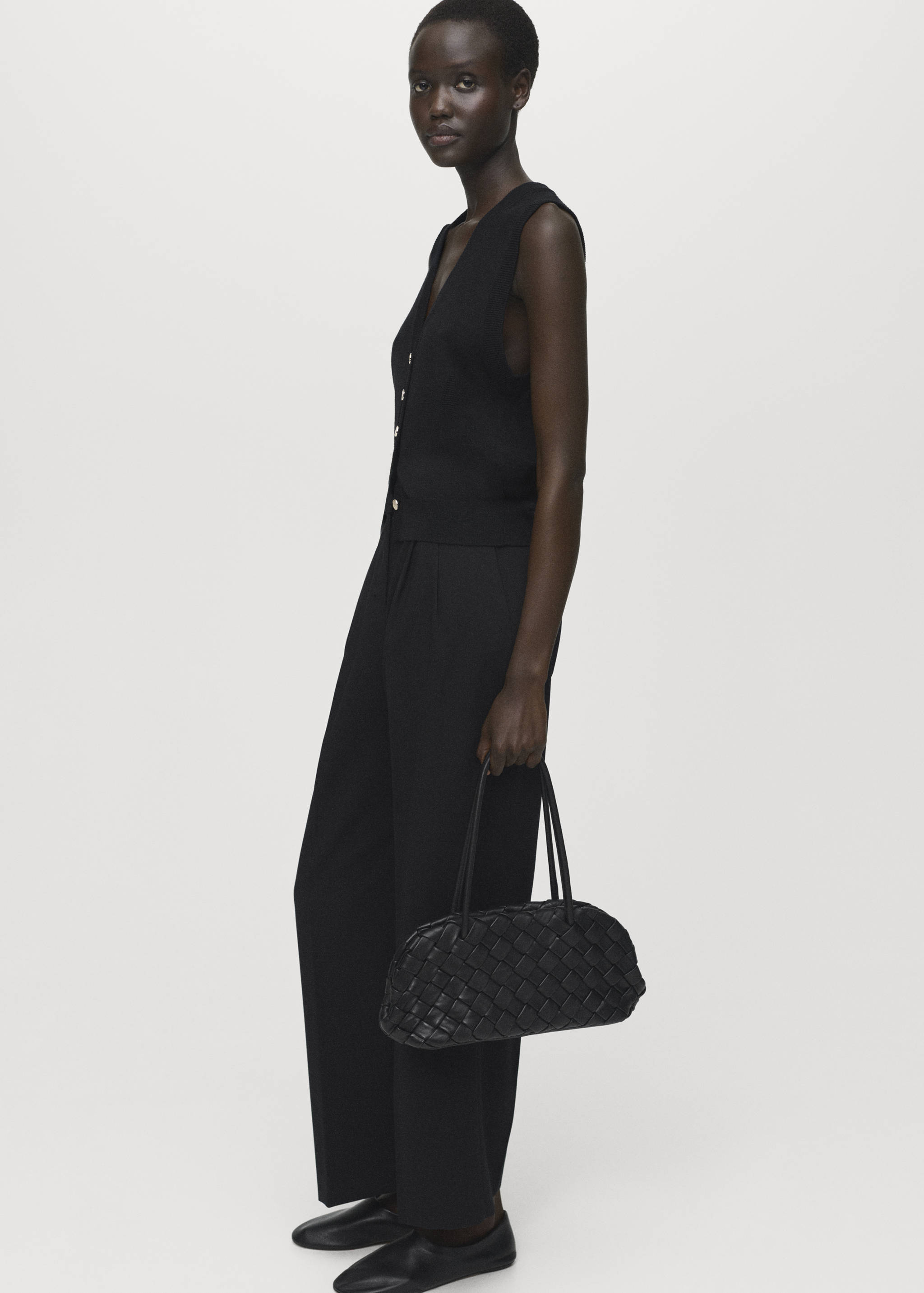 Straight-fit pleated trousers - Details of the article 2