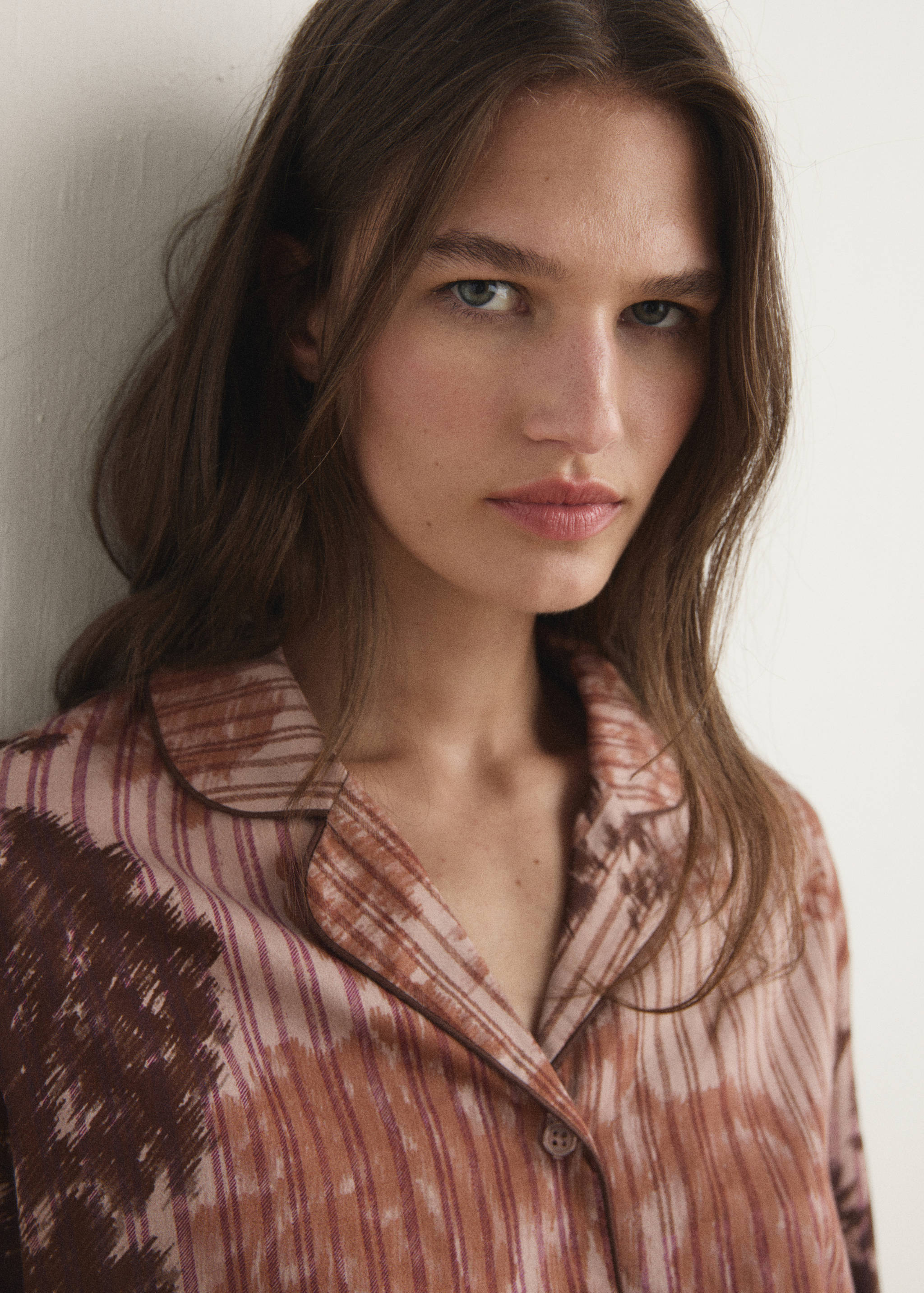 Pyjama shirt with blurred print - Details of the article 1