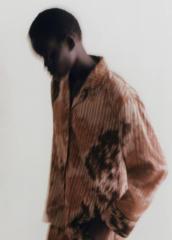 Pyjama shirt with blurred print — Brown