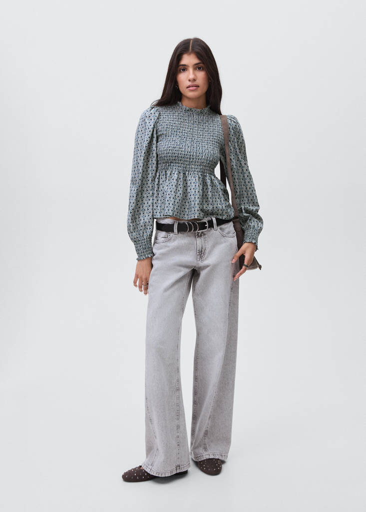 Floral print blouse — Grey