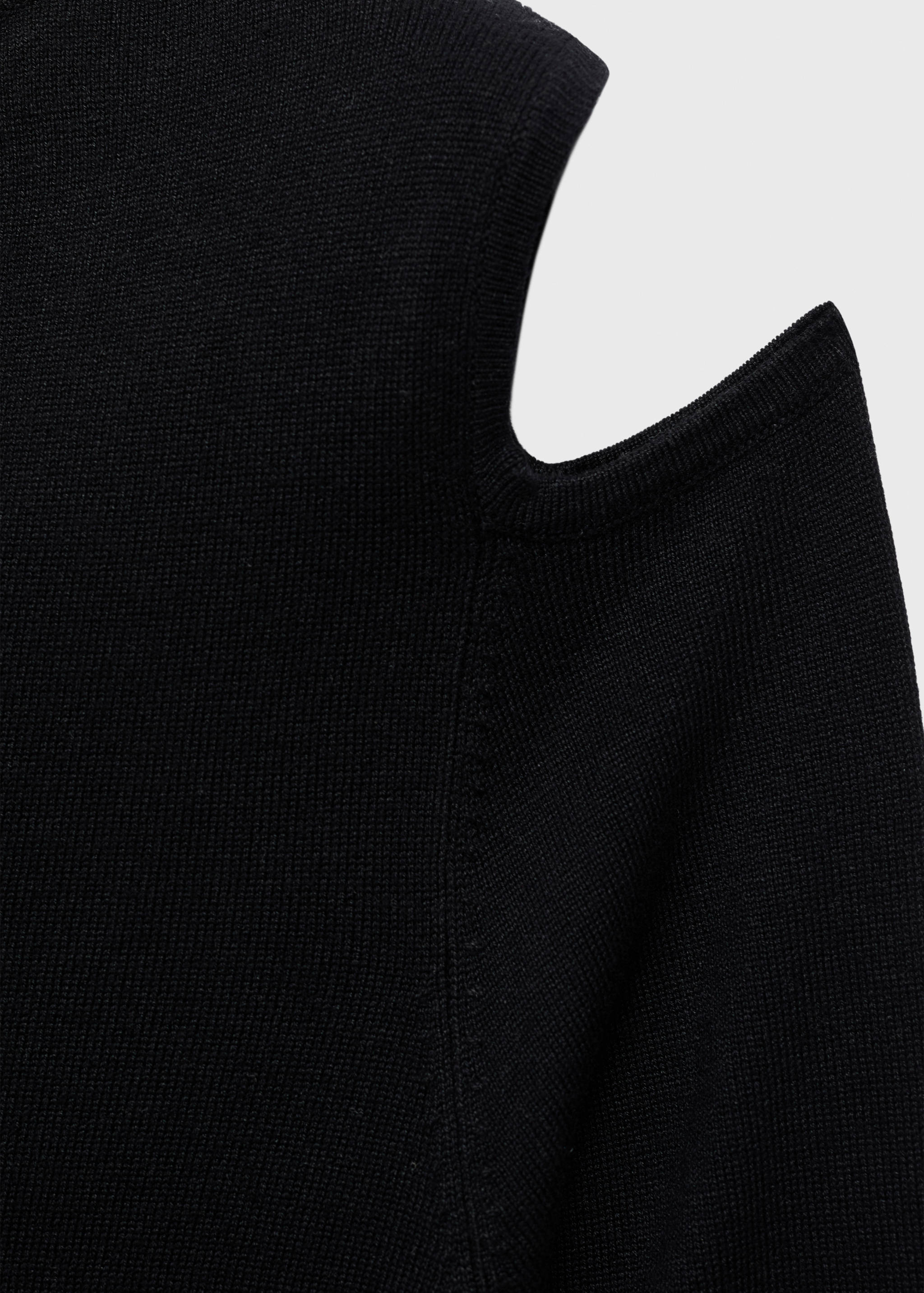 Asymmetrical dress with cut-out - Details of the article 8