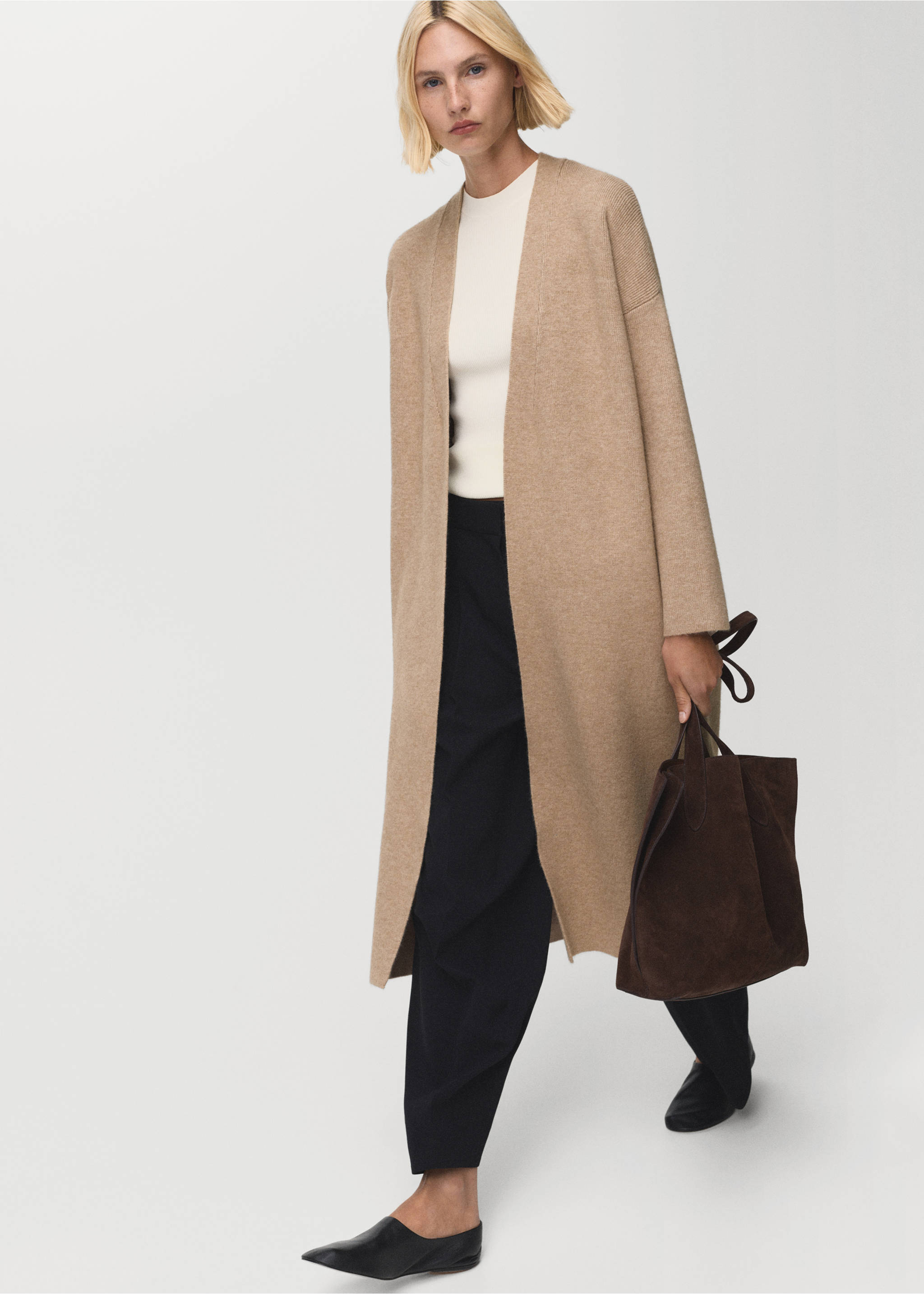 Long knitted coat - Details of the article 2, Light/Pastel Grey. Ref: 17054780-00.