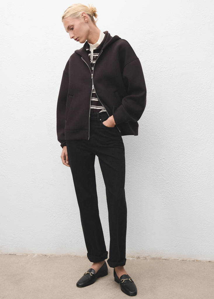 Leather loafer with buckle — Black