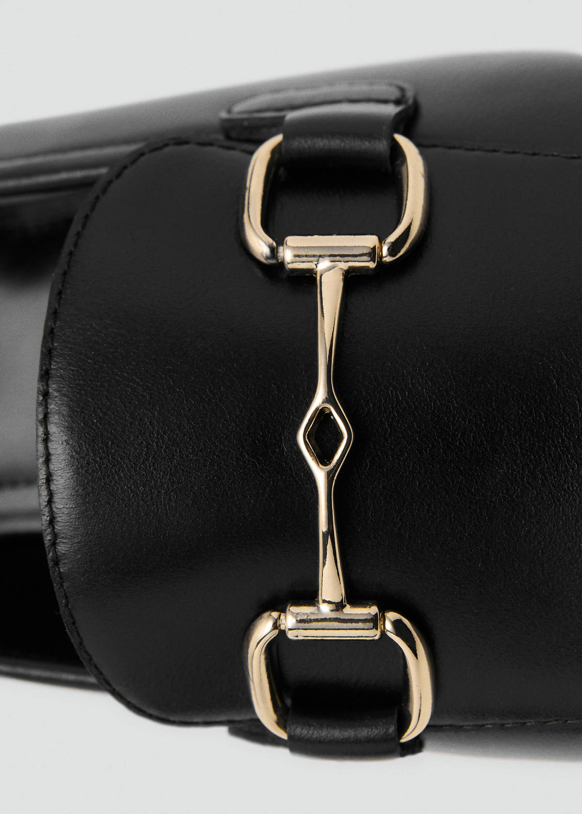Leather loafer with buckle — Black