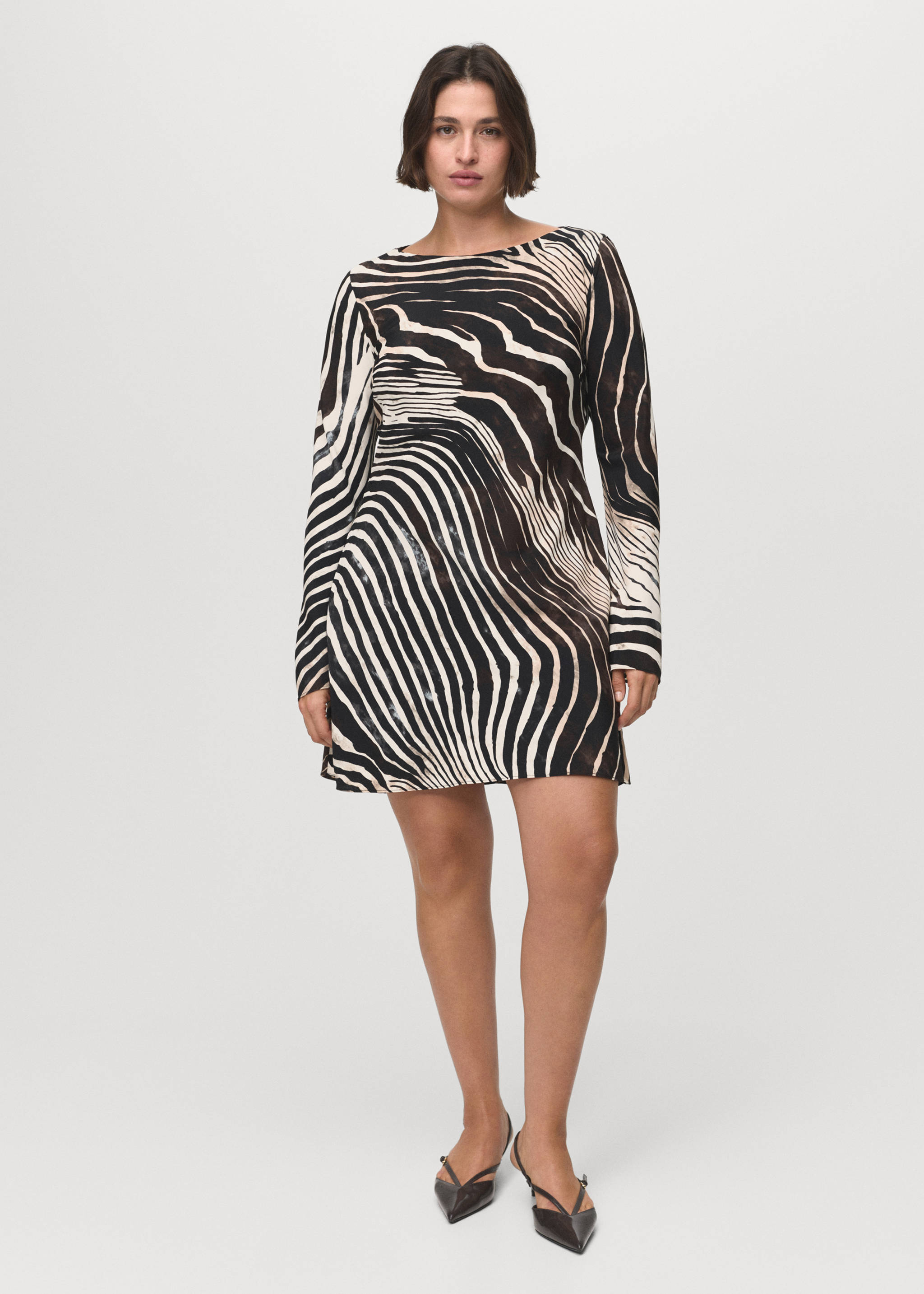 Zebra-print dress with flared sleeves - Details of the article 3