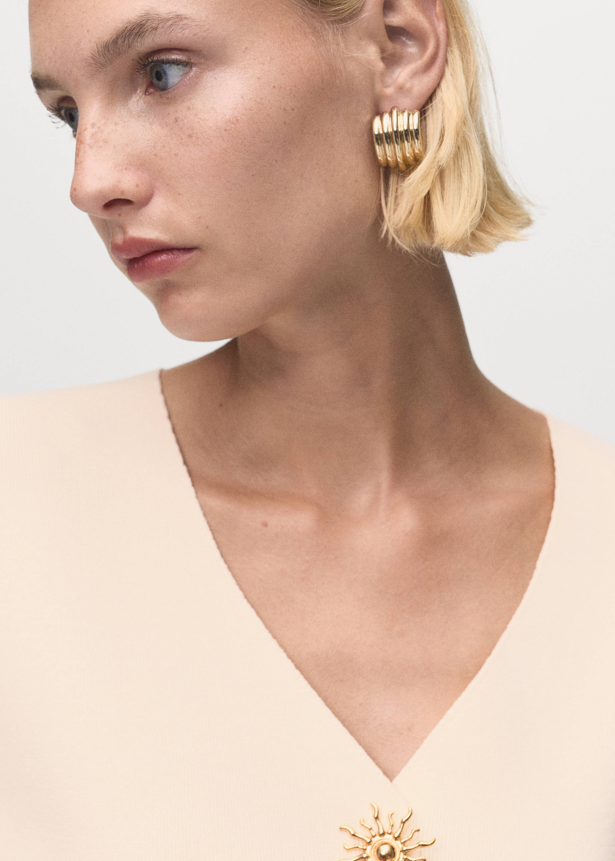 Veste en maille boutons bijoux - Détail de l'article 2