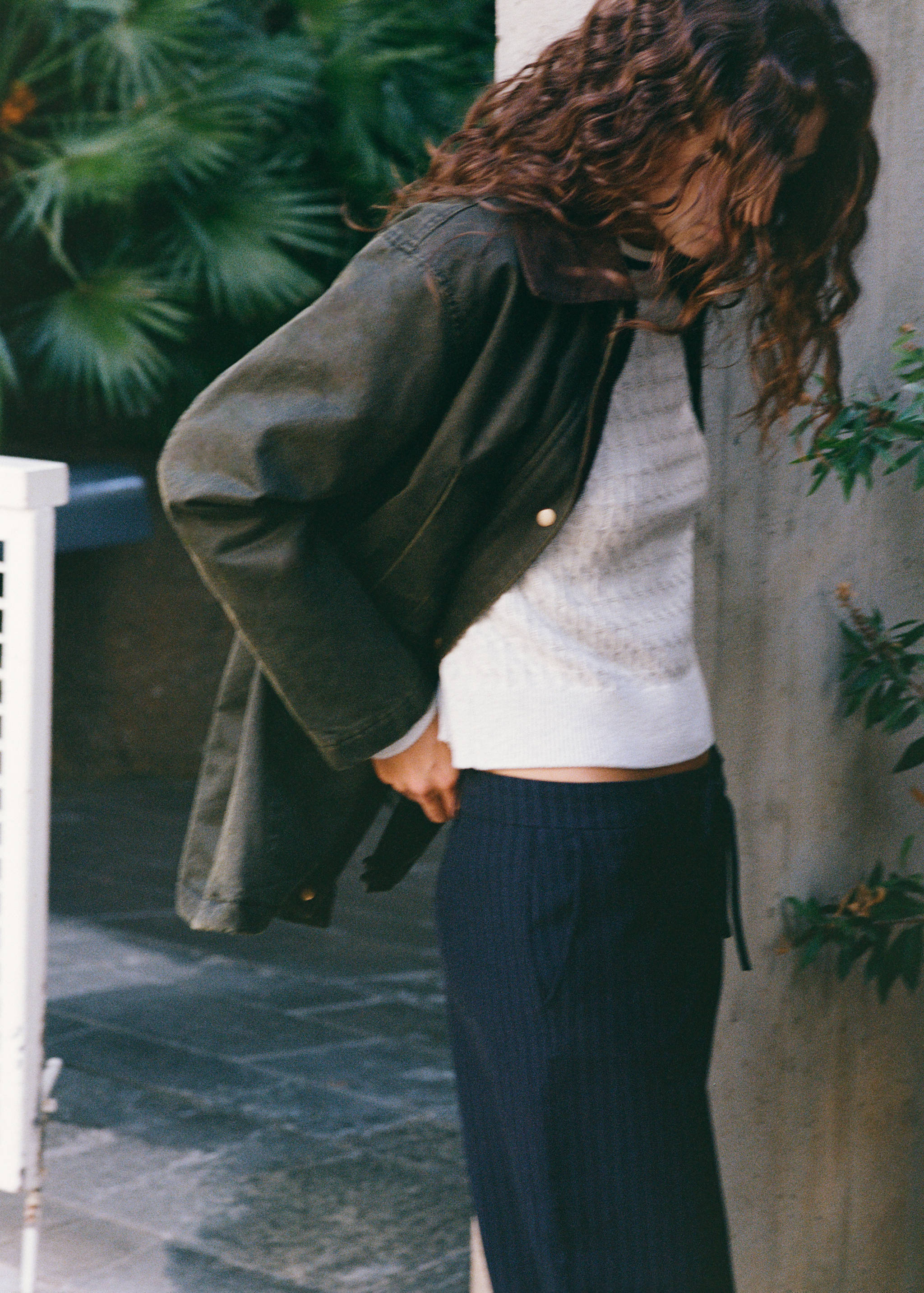 Waxed-effect parka - Details of the article 7