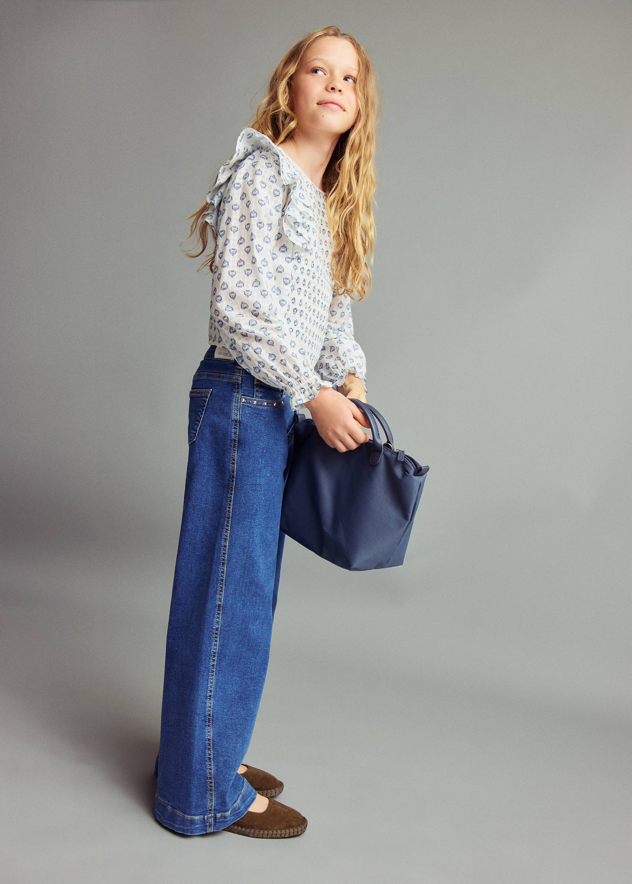 Ruffles printed blouse - General plane