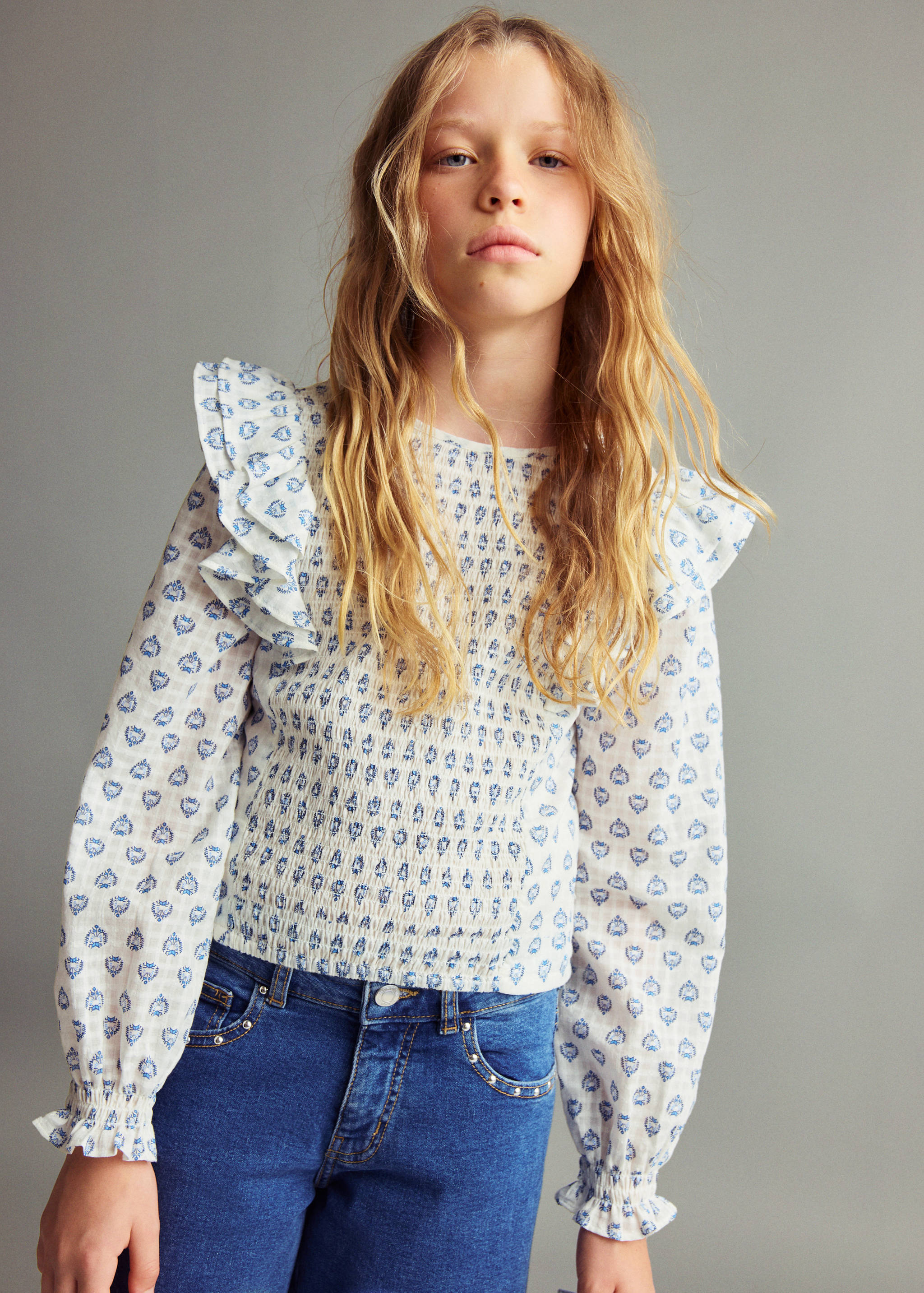 Ruffles printed blouse - Medium plane