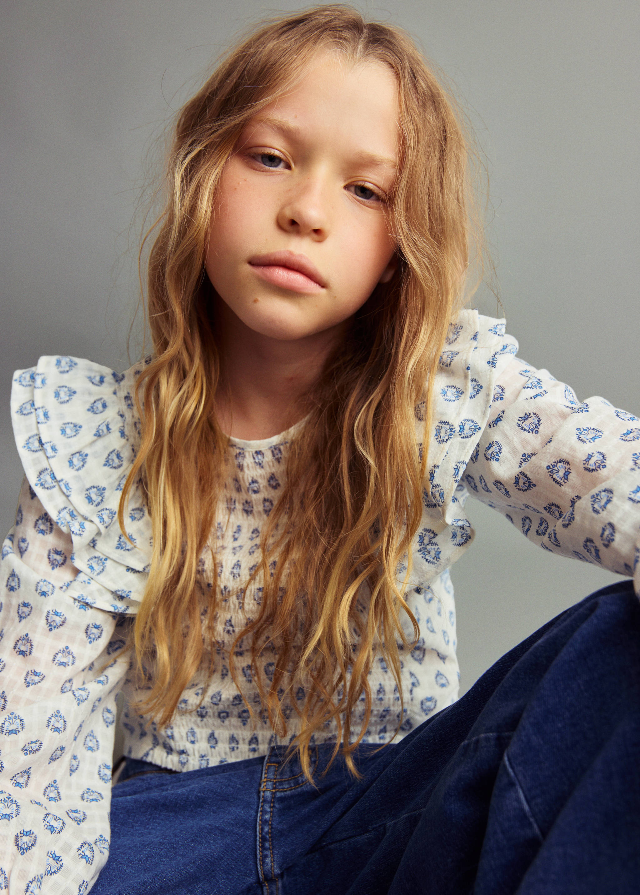 Ruffles printed blouse - Details of the article 1