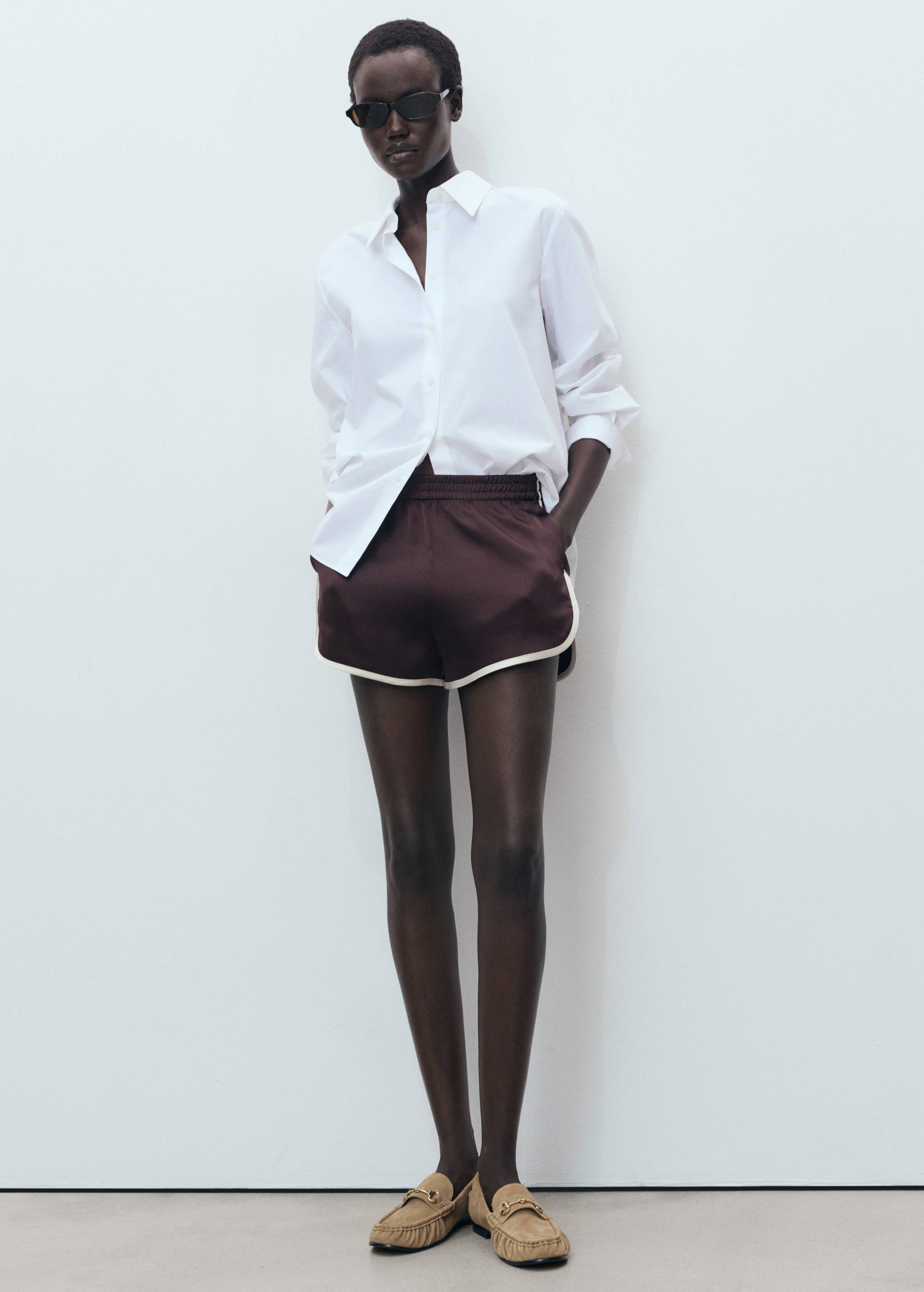 Mokasyny z dwoiny z klamerką - Plan ogólny