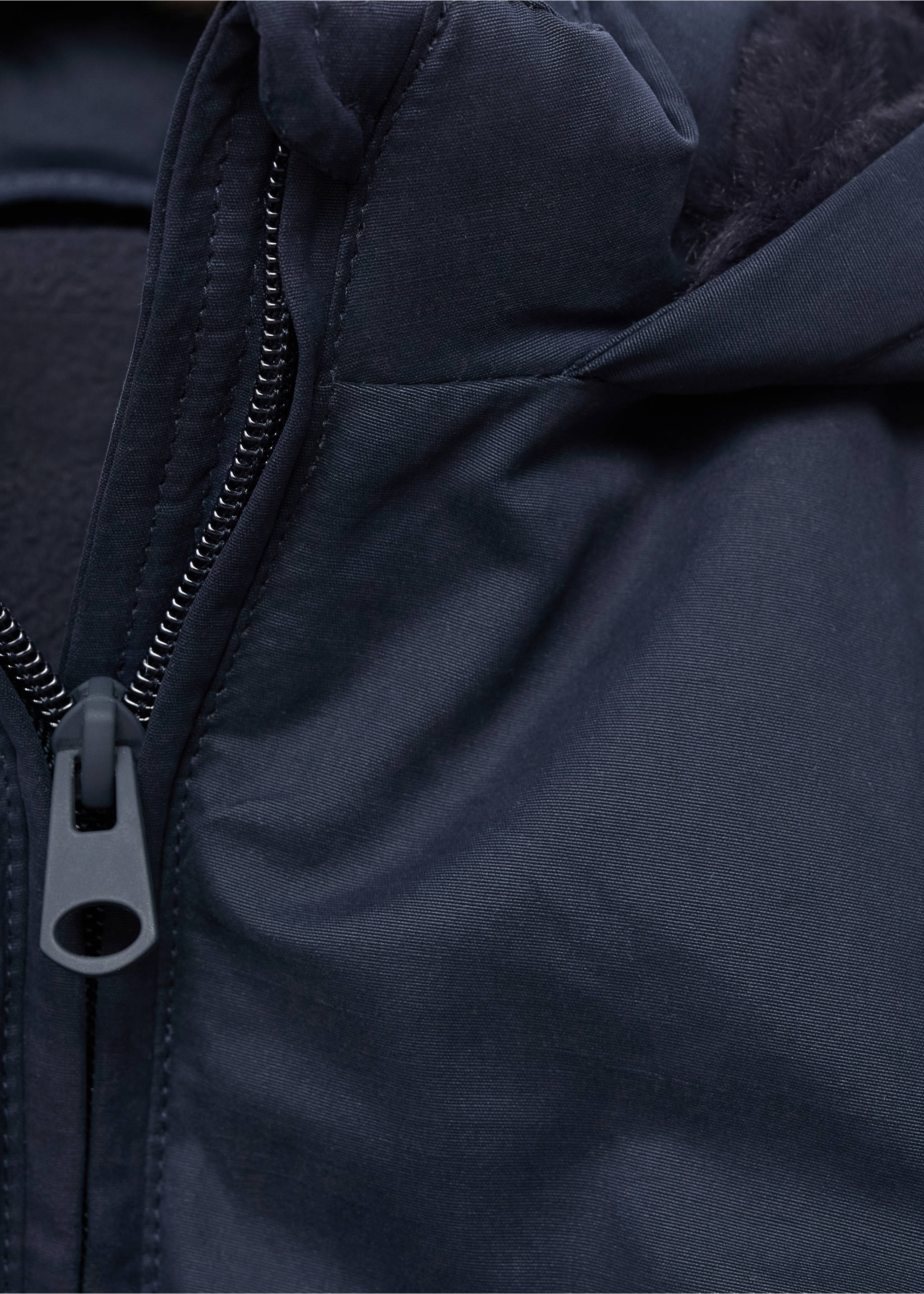 Anorak acolchado capucha - Detalle del artículo 8, Azul marino. Ref: 17055786-00.