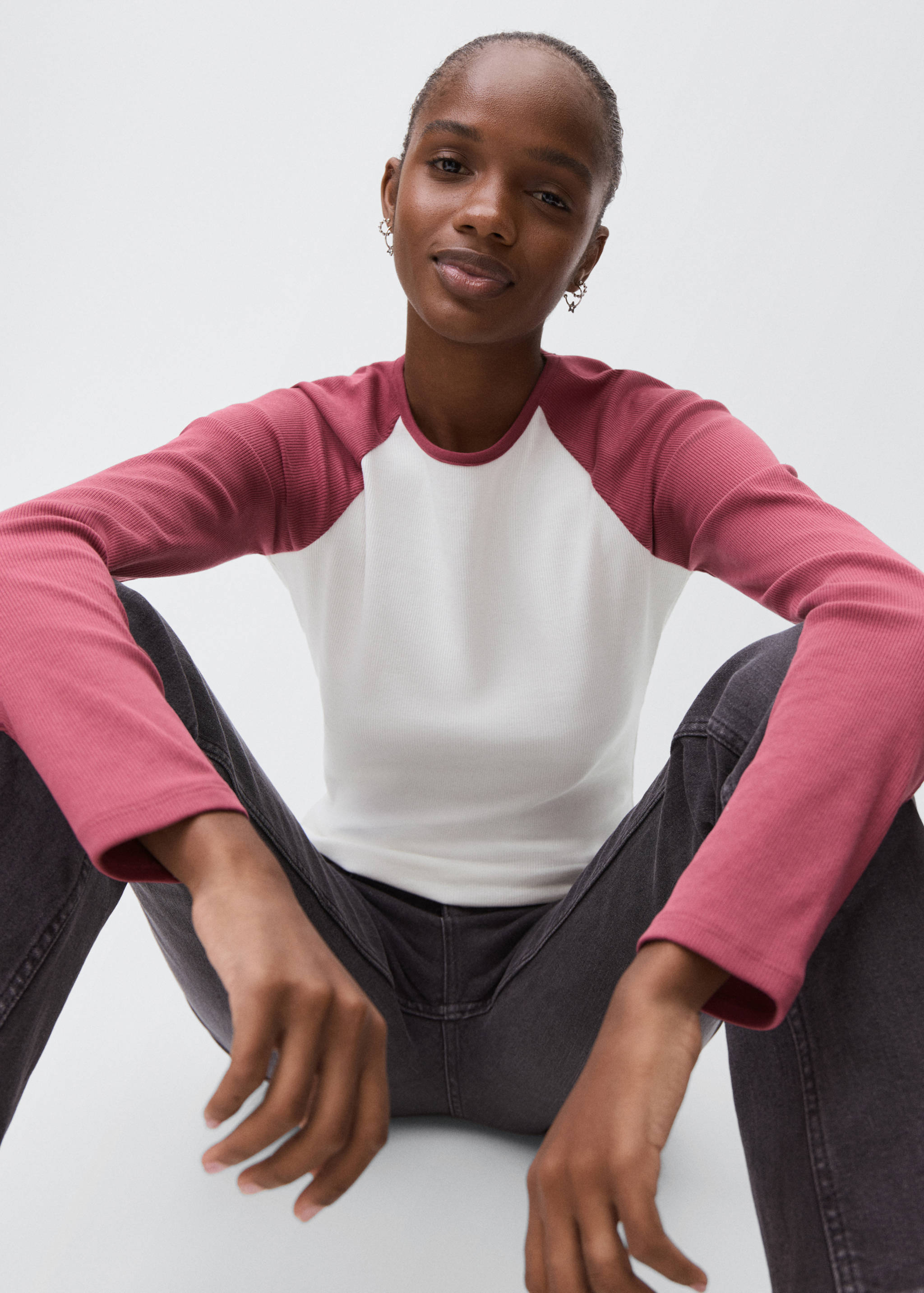 Bicolour T-shirt - Details of the article 2