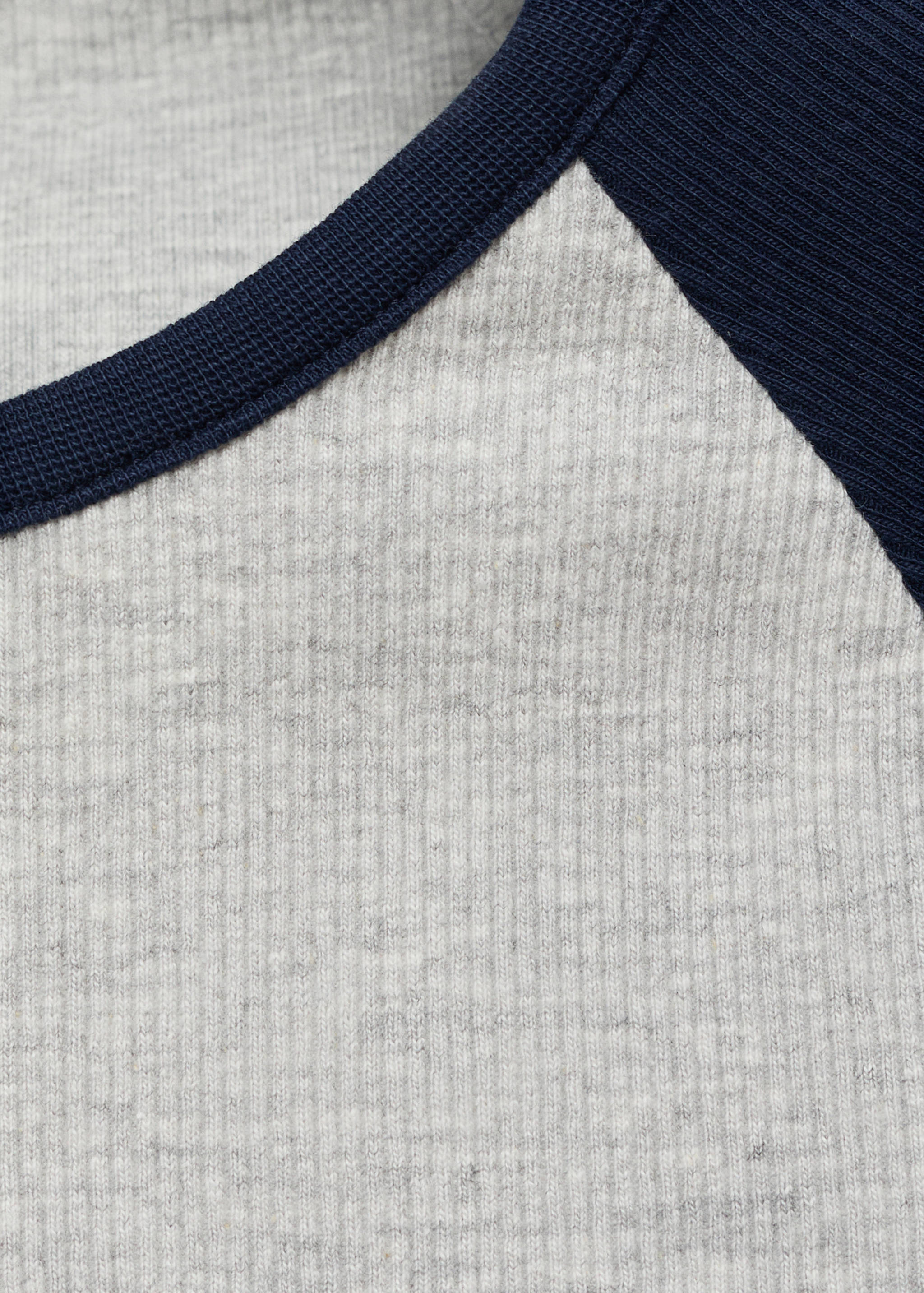 Bicolour T-shirt - Details of the article 8