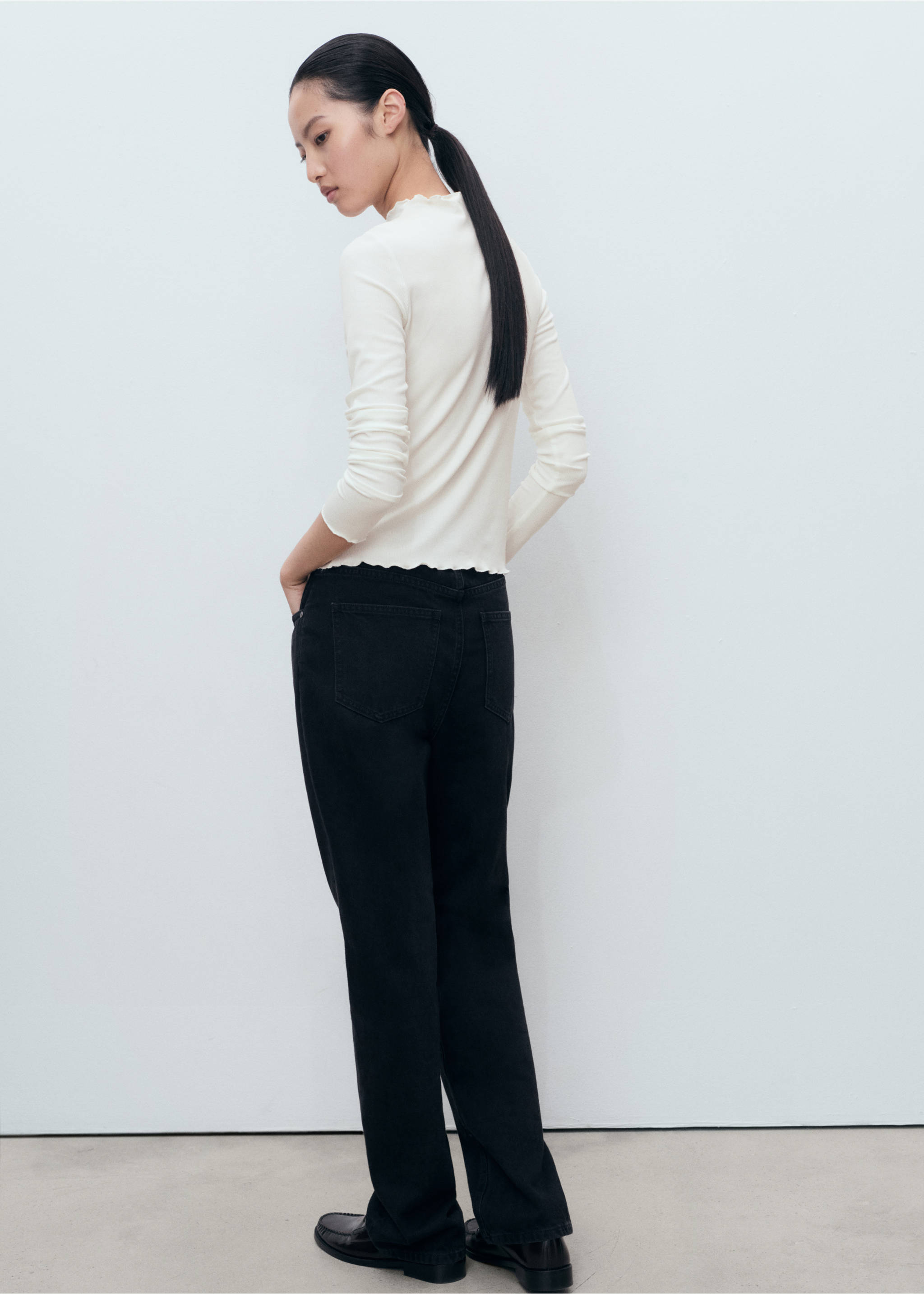 Ribbed t-shirt with scalloped trim - Reverse of the article, White. Ref: 17055798-00.