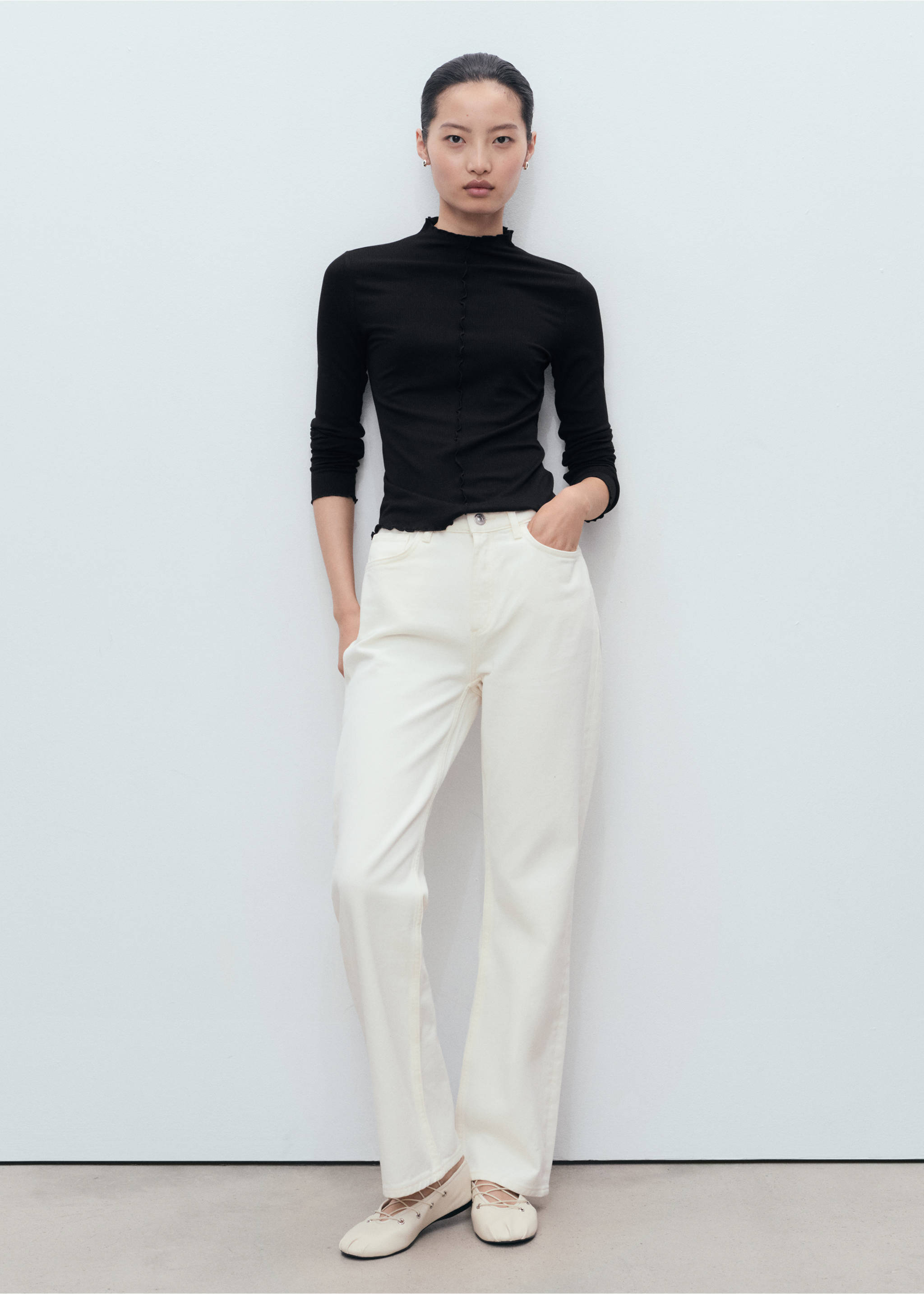 Ribbed t-shirt with scalloped trim - General plane, Black. Ref: 17055798-00.