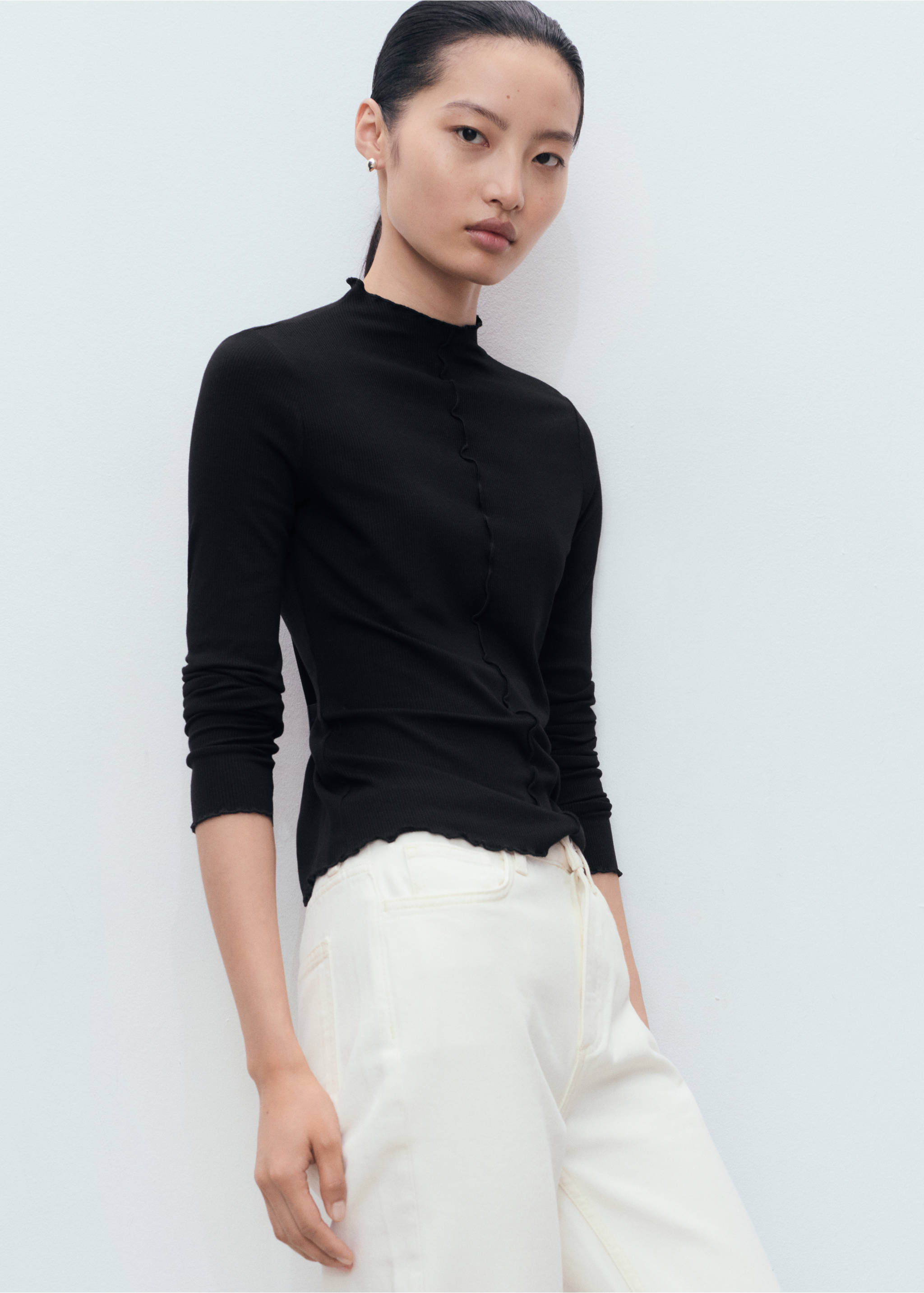 Ribbed t-shirt with scalloped trim - Medium plane, Black. Ref: 17055798-00.