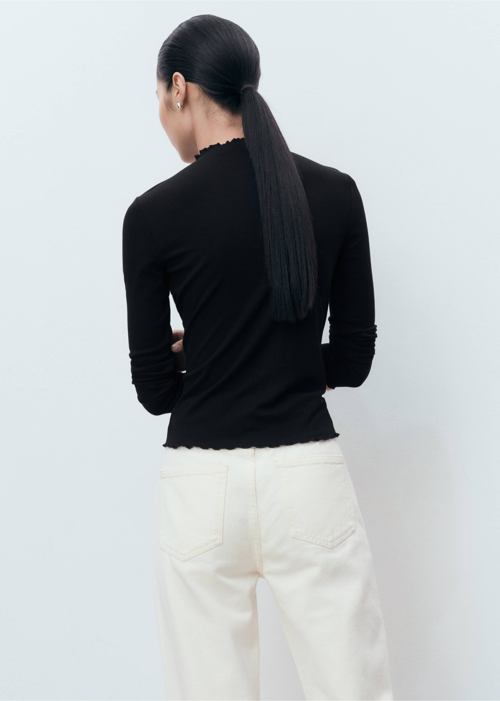Ribbed t-shirt with scalloped trim - Reverse of the article, Black. Ref: 17055798-00.