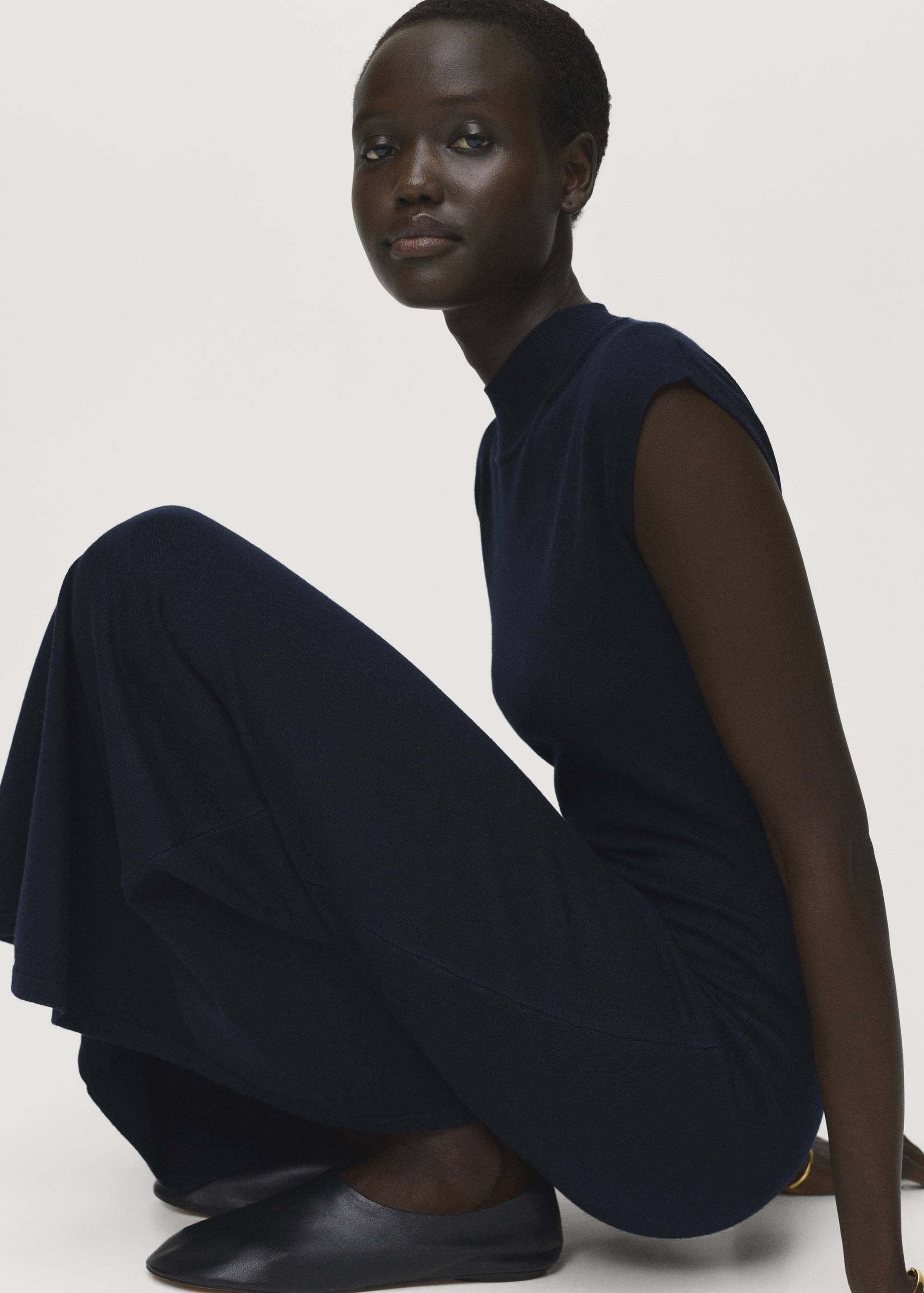 Perkins-neck knitted dress - Details of the article 2