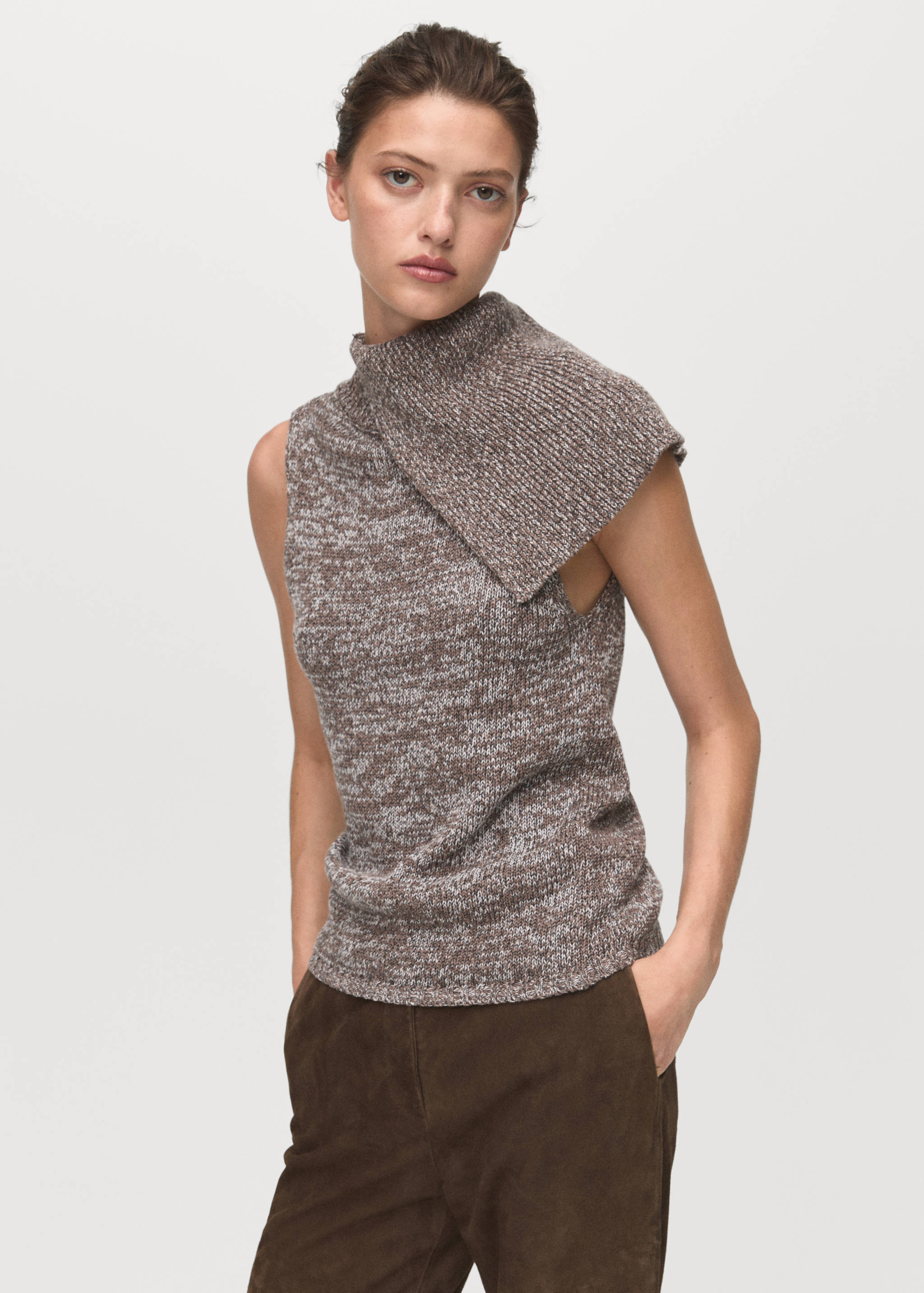 Vest with mottled wrap collar - Medium plane