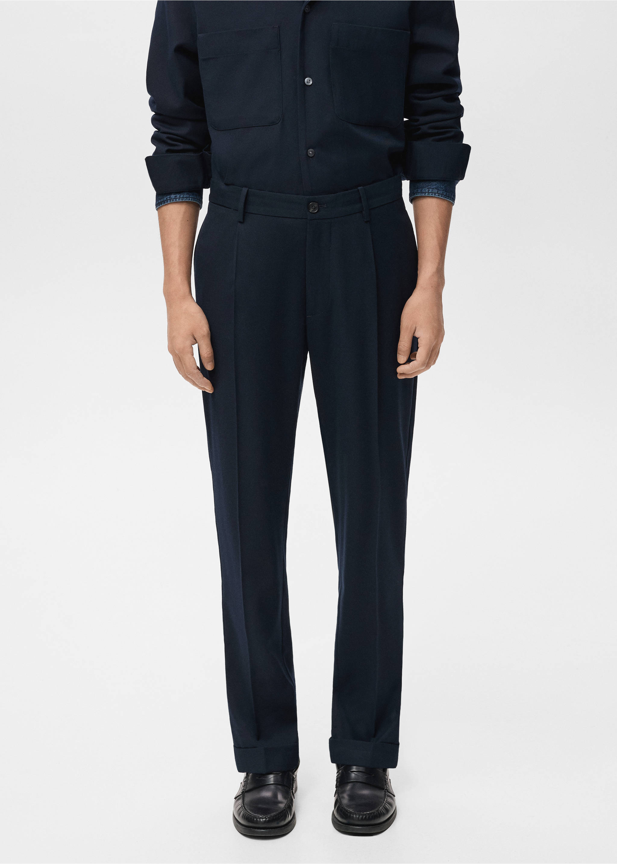 Regular-fit pleated flannel trousers - Medium plane, Navy. Ref: 17055968-00.